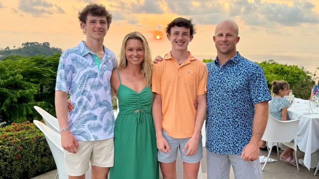 Brett Gardners ene søn døde fredag under en familieferie.