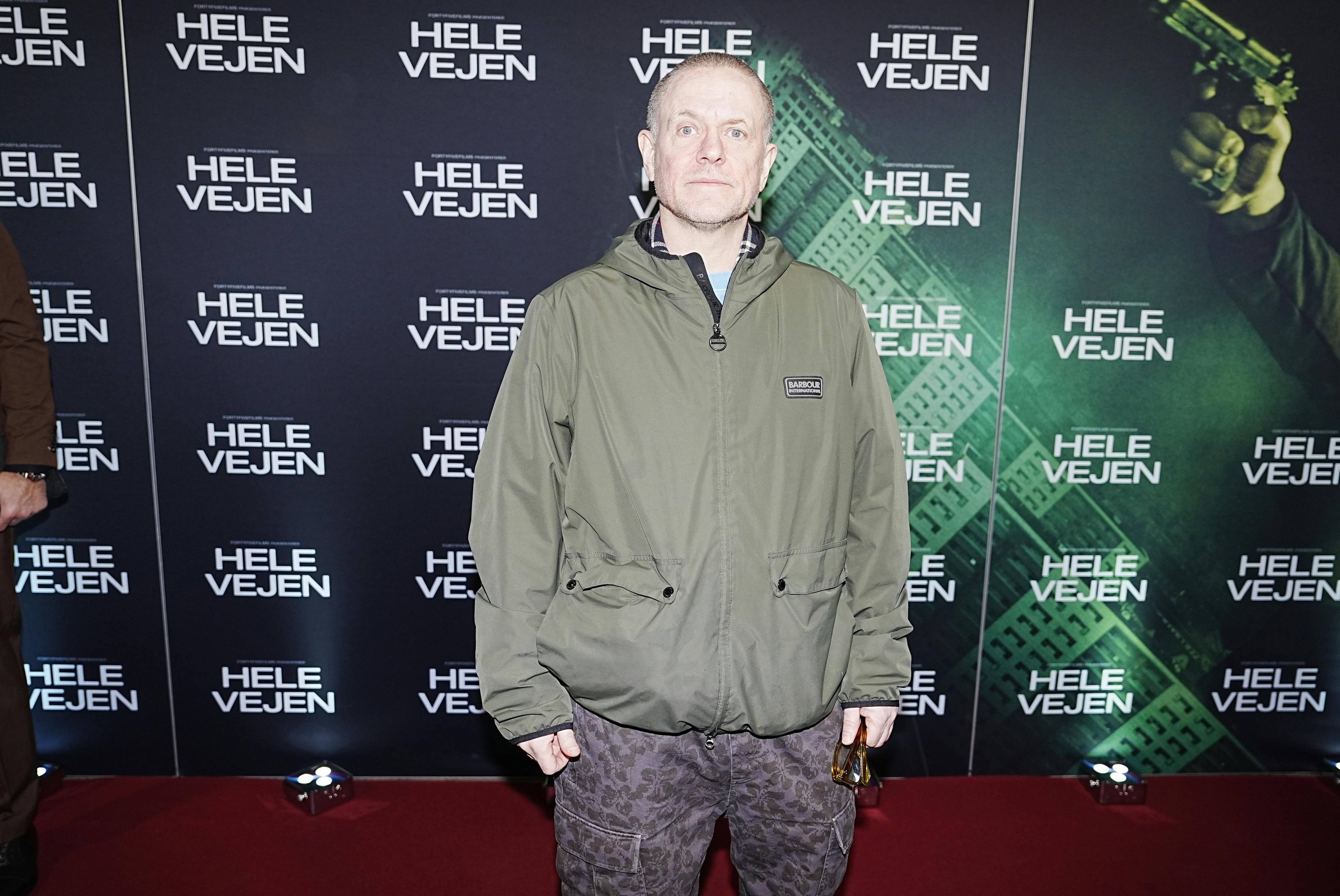 Premiere på "Hele vejen".