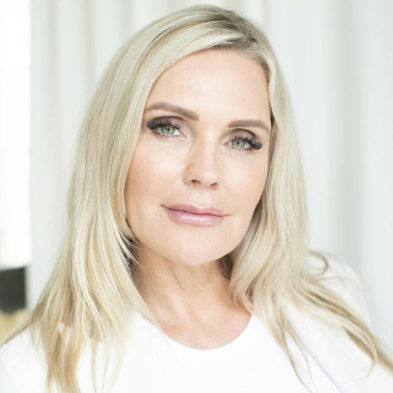 Janni Ree vil gerne være venner med Karsten Ree.