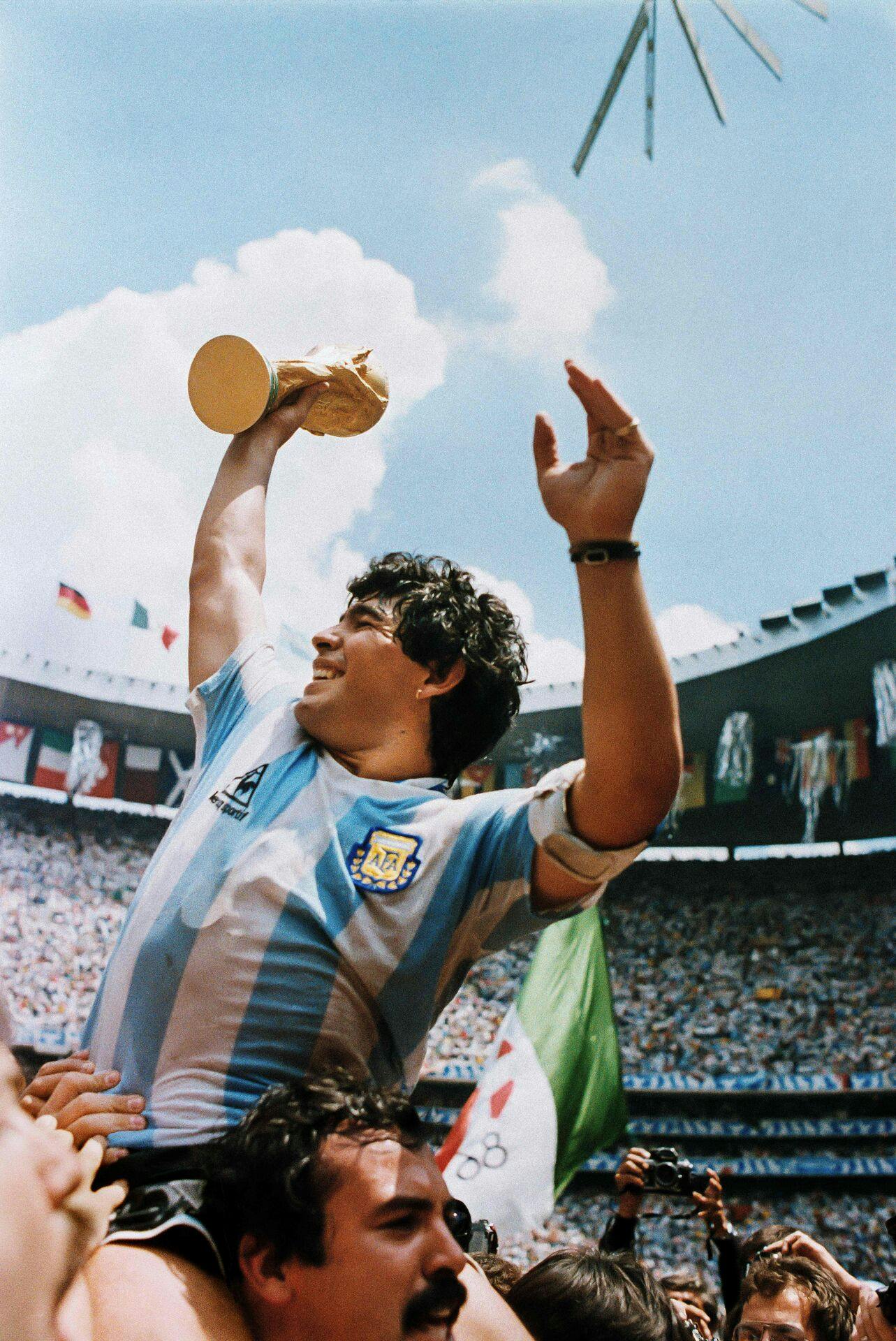 Her ses Diego Maradona i sine velmagtsdage.