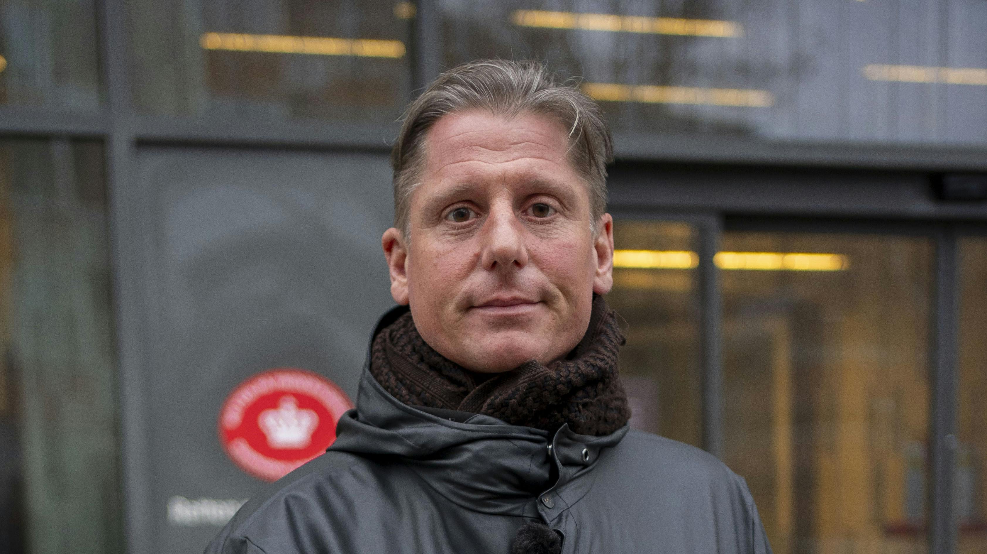 Robert Hansen skal kunne holde sig fra stoffer og alkohol, hvis han skal gøre sig forhåbninger om at afsone med fodlænke.