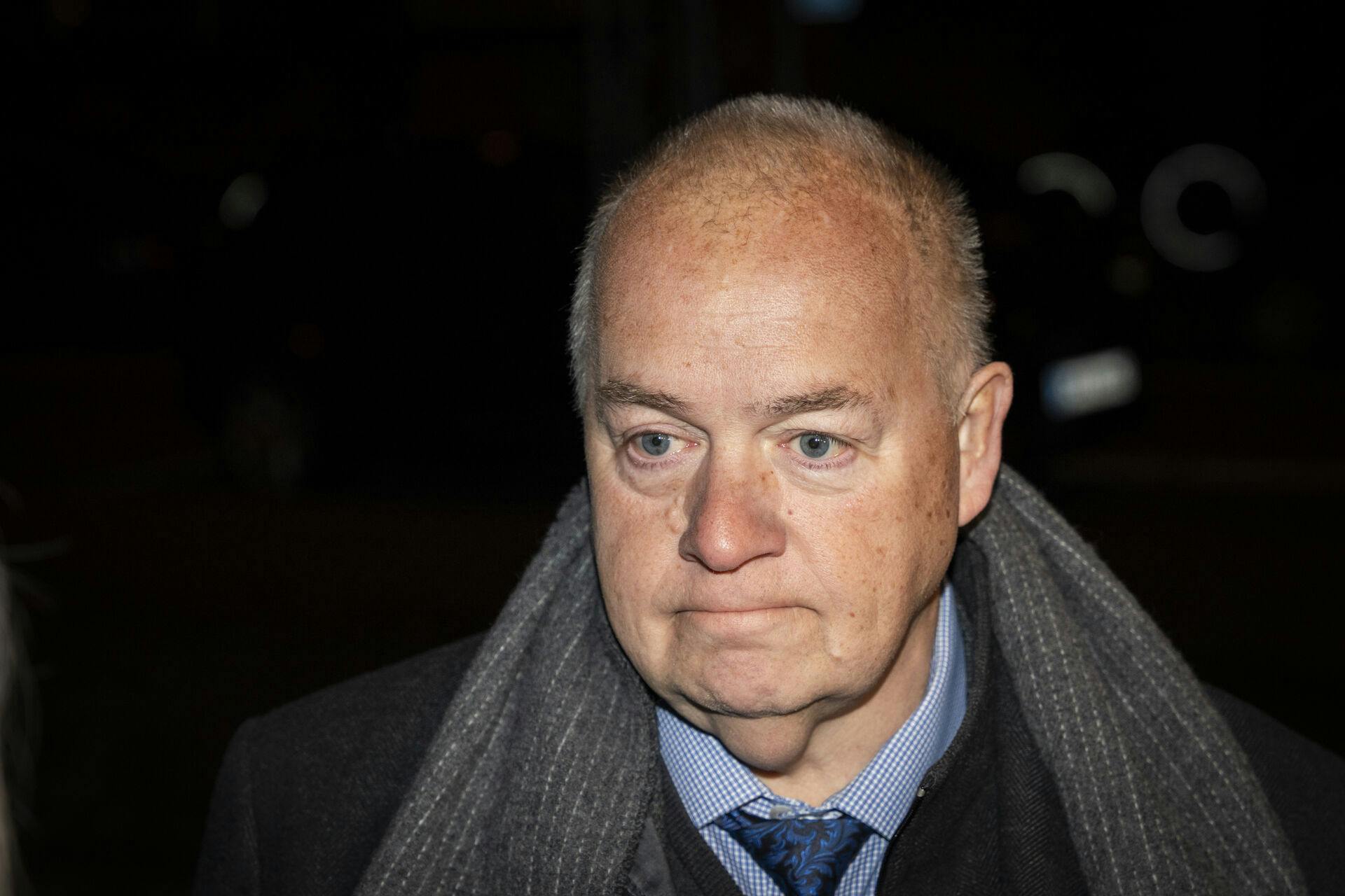 Henrik Høpner er forsvarsadvokat for Lars Kiil. Advokaten oplyser til SE og HØR, at han for nu ingen kommentarer har til sagen.