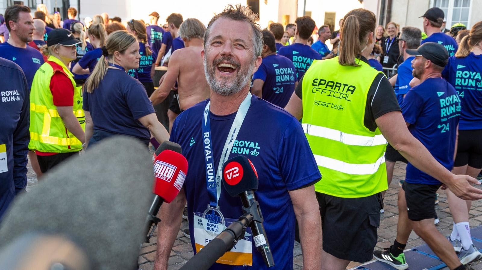 Mon kongen har haft en finger med i spillet? Det er trods alt "hans løb".