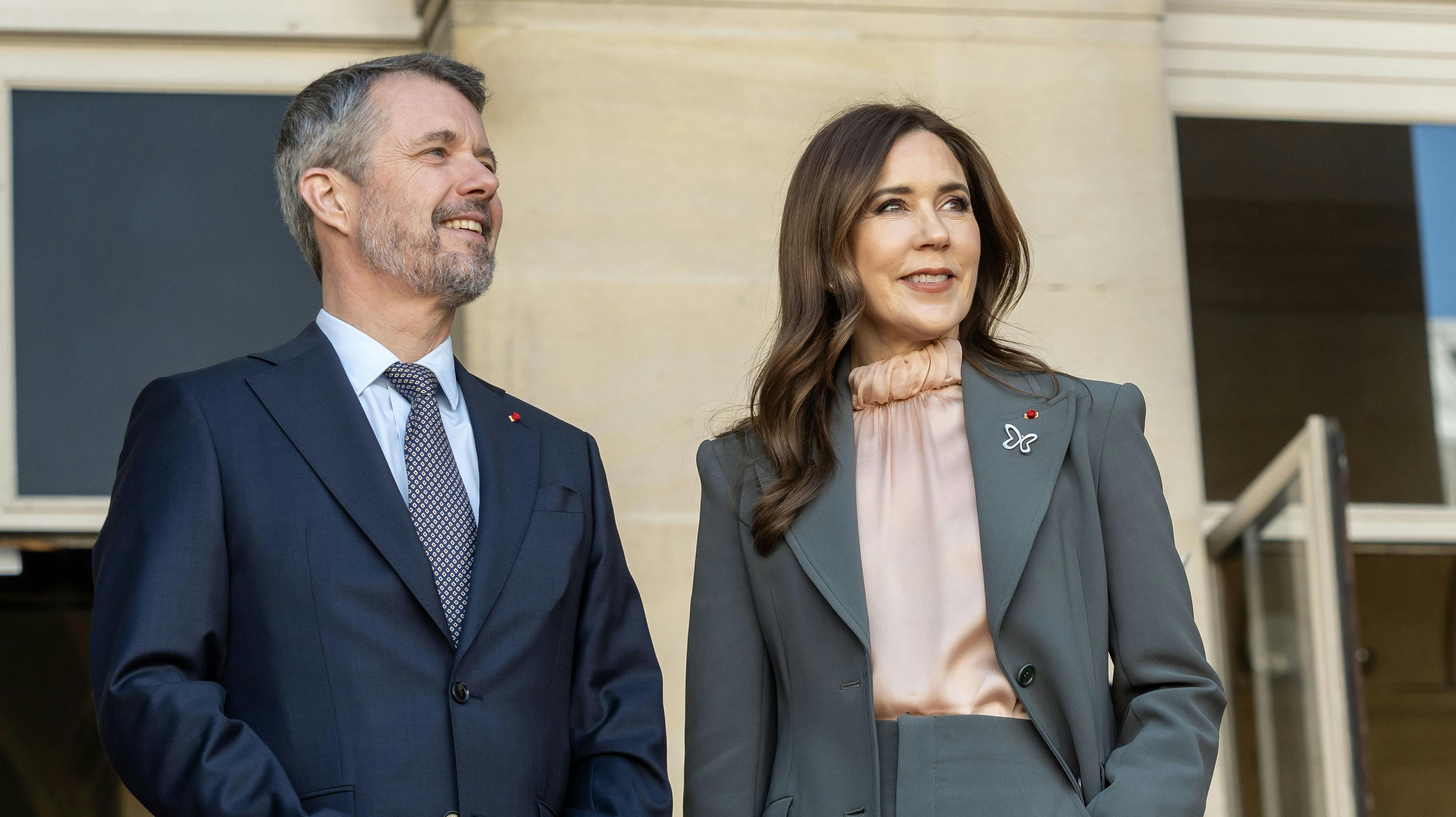 Kong Frederik og Dronning Mary aflagde Frankrig et visit fra 31. marts til 2. april. Med stor succes.