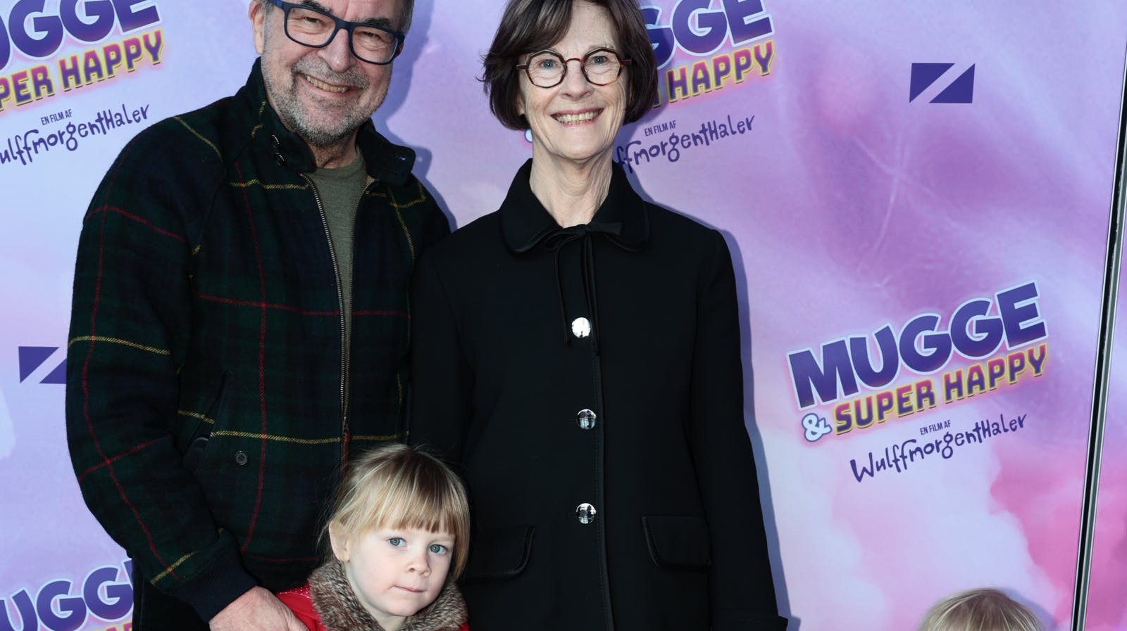 Regner Grasten på den røde løber sammen med konen Tove.