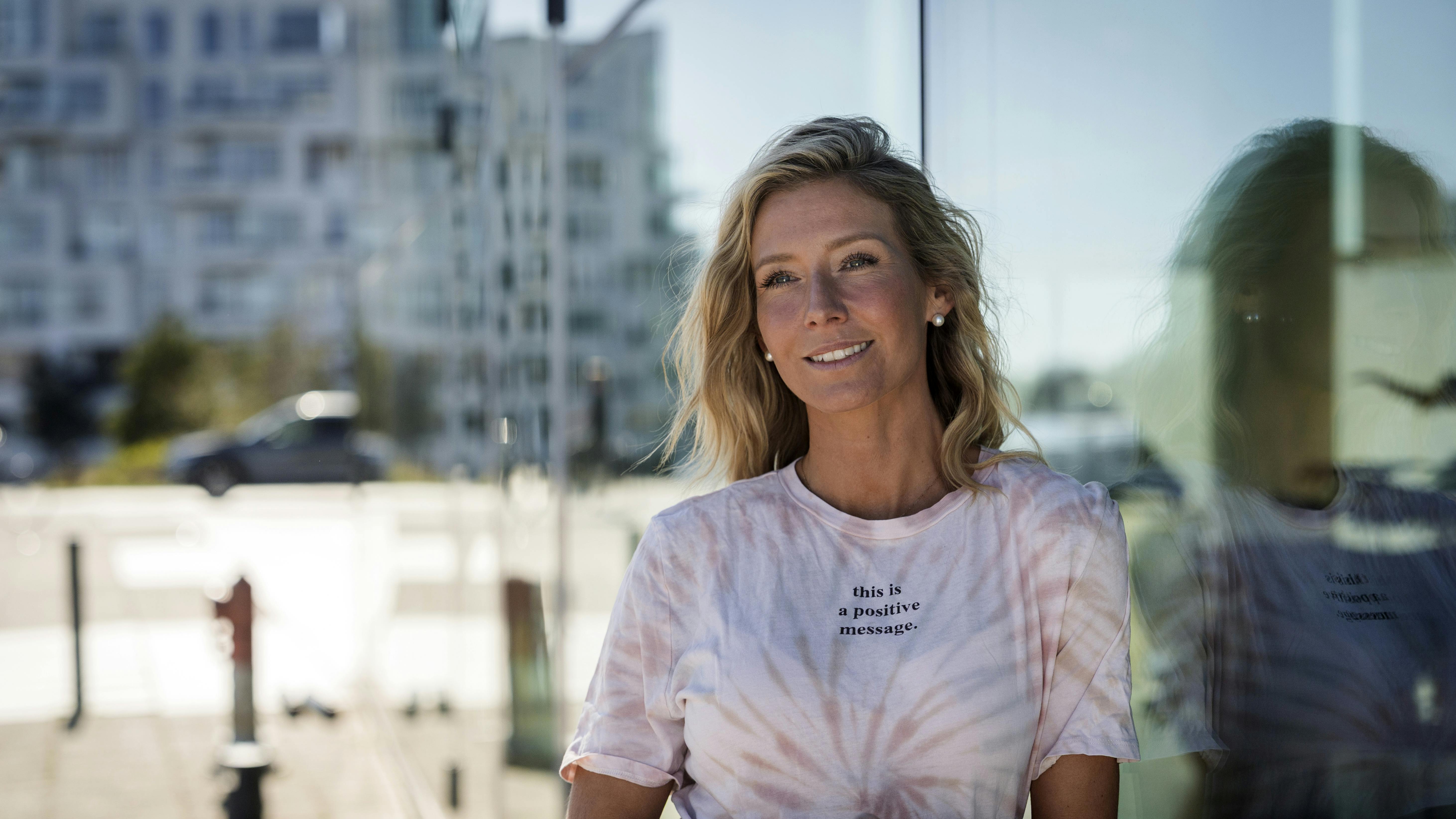 Carla Mickelborg var ikke et sekund tvivl, da hun blev spurgt, om hun ville være vært på "Love Island".