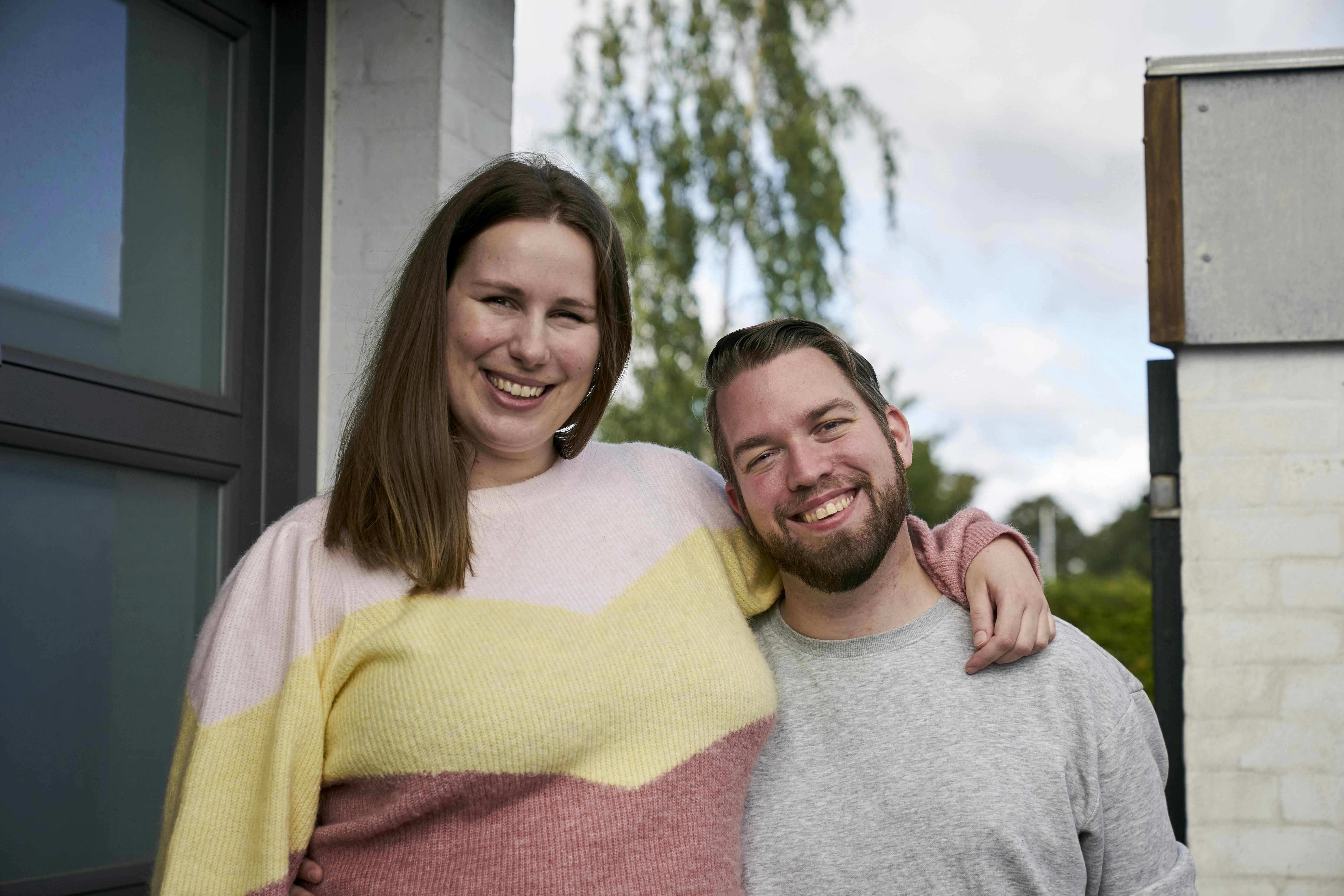 Hvad: Interview med Kathrine og Michael fra Gift ved første blik ifm at de er flyttet i hus og blevet forældre.Hvor: Blegevej 3, 8300 OdderHvornår: 16/9 kl 11.30 Journalist: Lui, 50761789 BBStraks: NejVideo: JaFotograf: Søren Jul Lamberth
