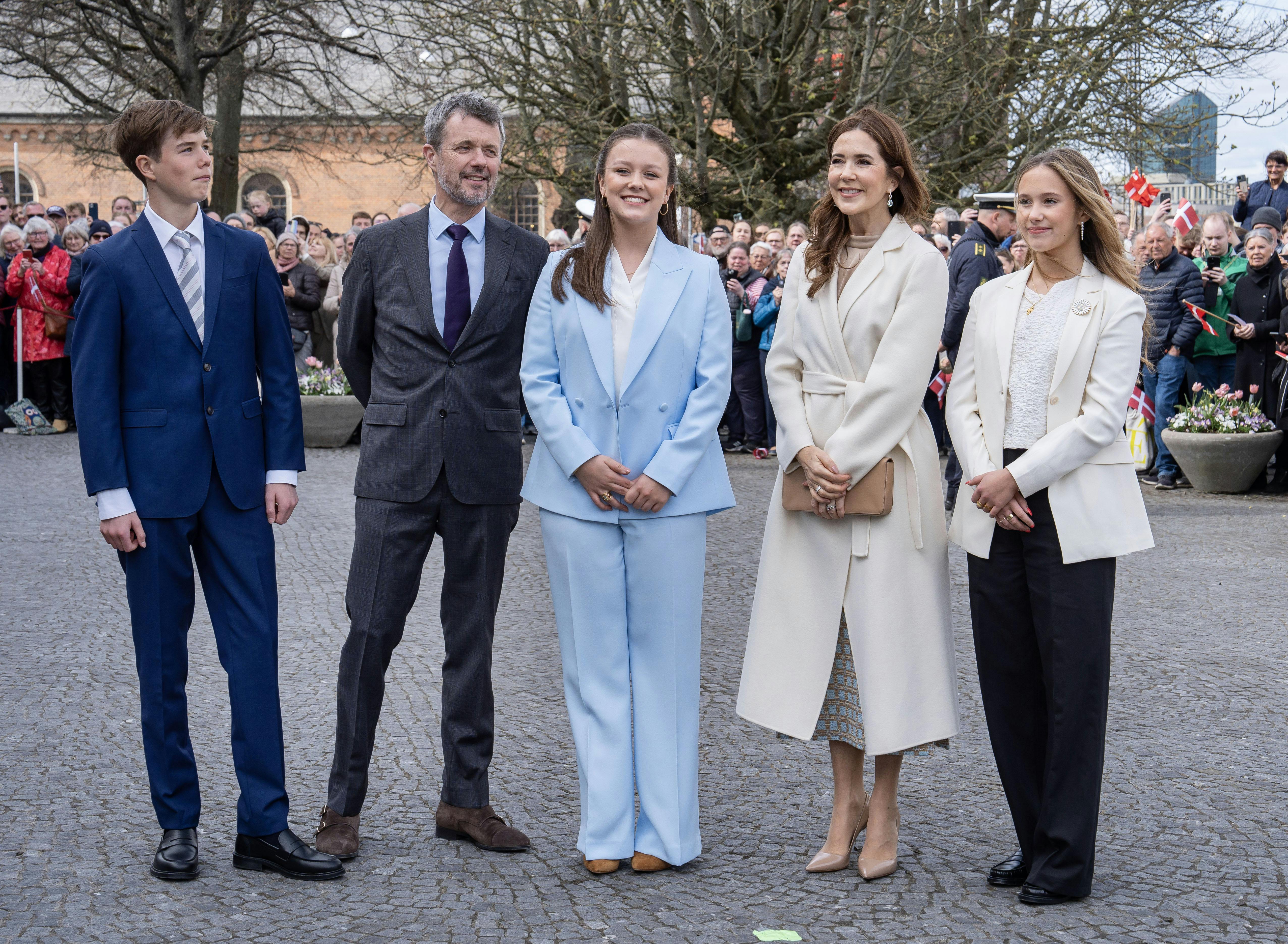 OPGAVE: Isabellas fødselsdags fejring i ÅrhusSTED: Århus rådhusJOURNALIST: Ulrik Ulriksen, Jan Körner, Marianne Singer og Oliver MorellFOTOGRAF: © Hanne Juul/ Aller Foto & VideoDATO: 202504011
