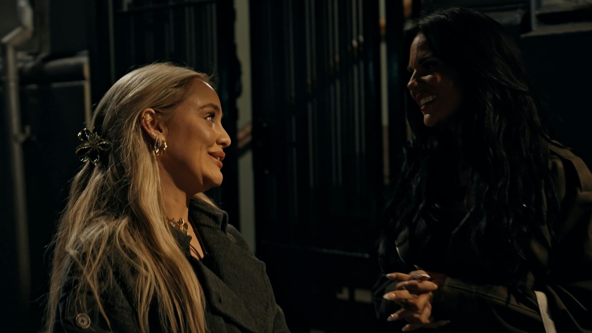 Der var også plads til små smil undervejs fra de to paradisoer.