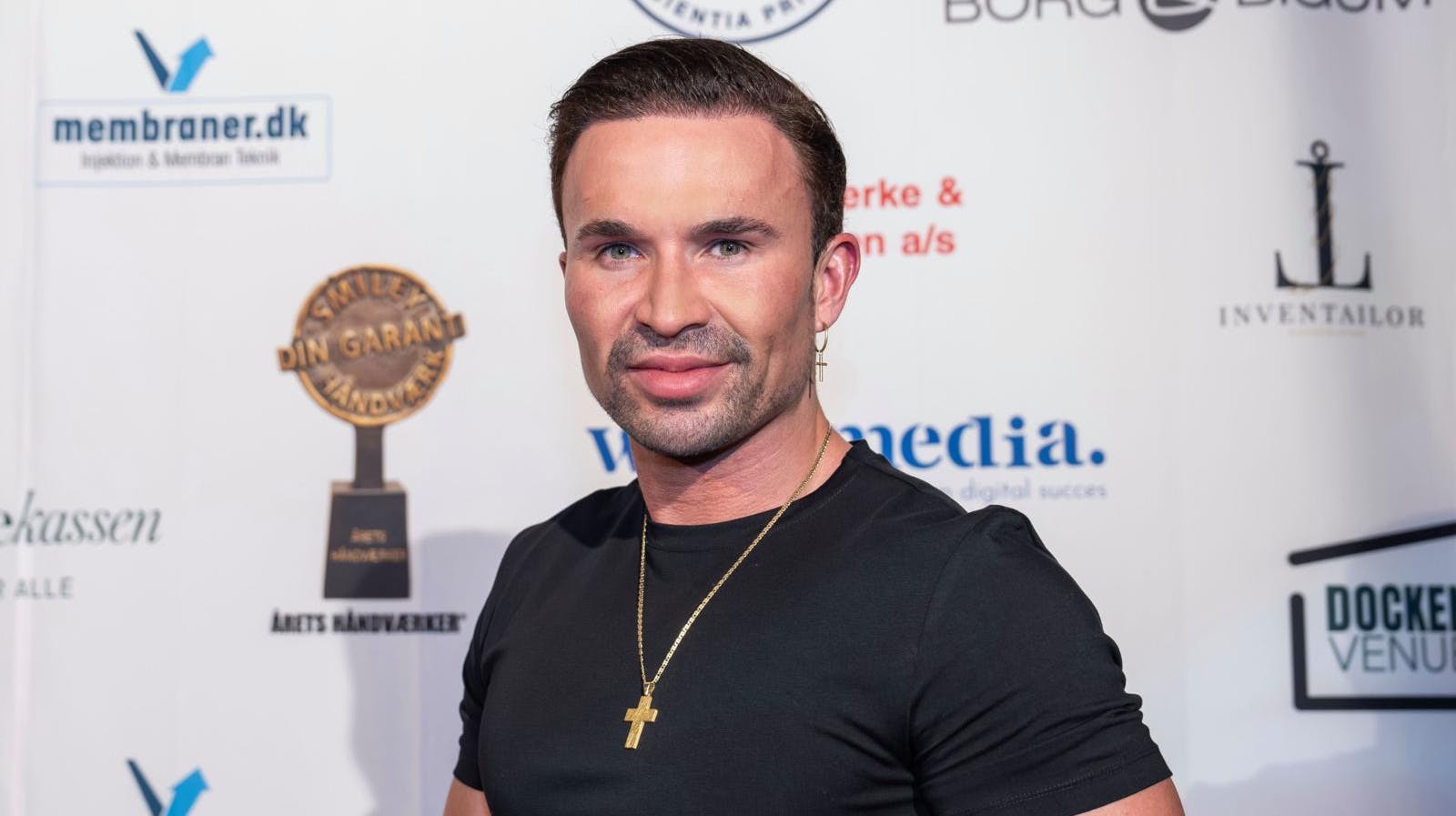 Der er gang i bolighandlerne hos den altid driftige Gustav Salinas.