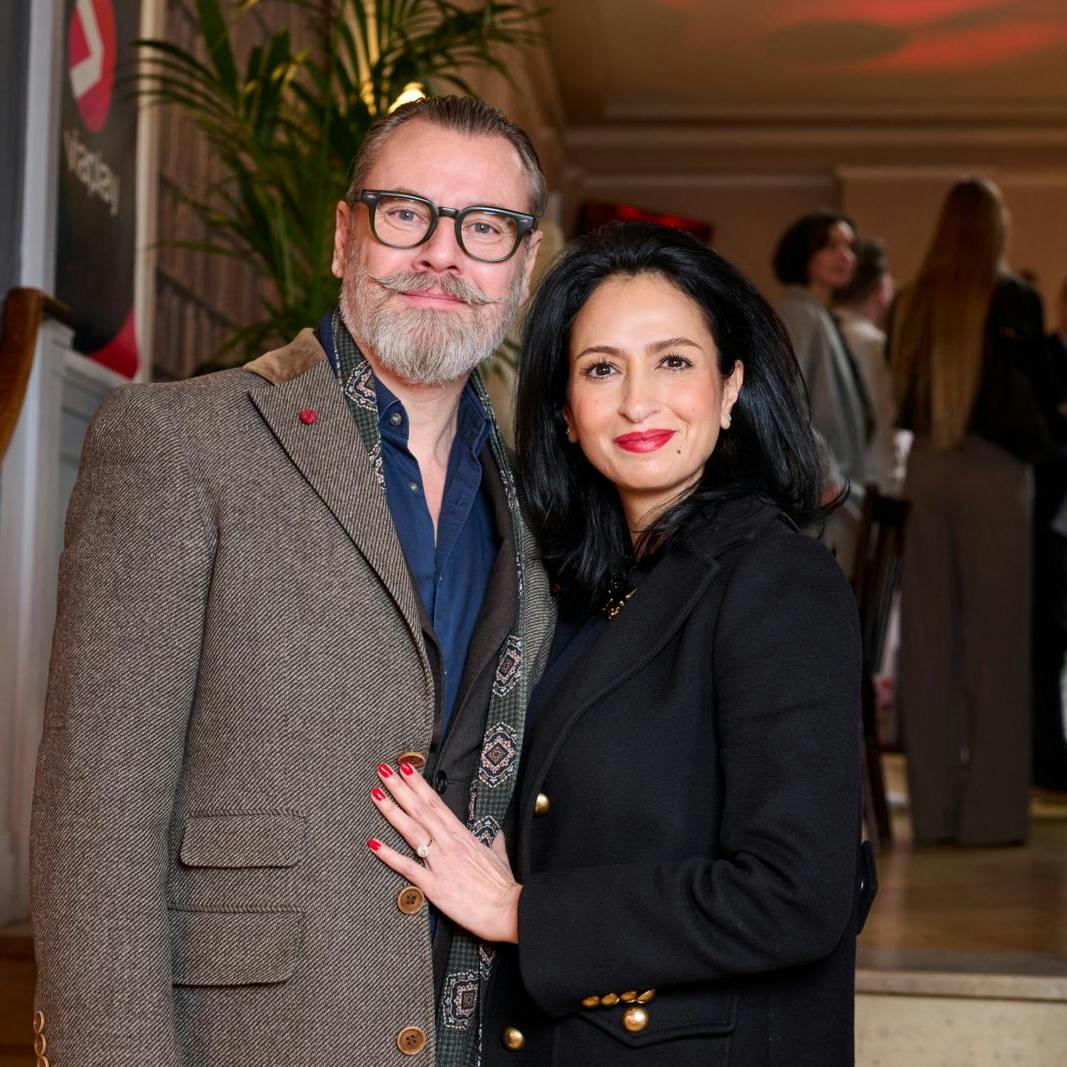 Lars Elbæk, der er en af Danmarks bedst kendte ejendomsmæglere, får nu alvorlig kritik for sit mæglerarbejde.