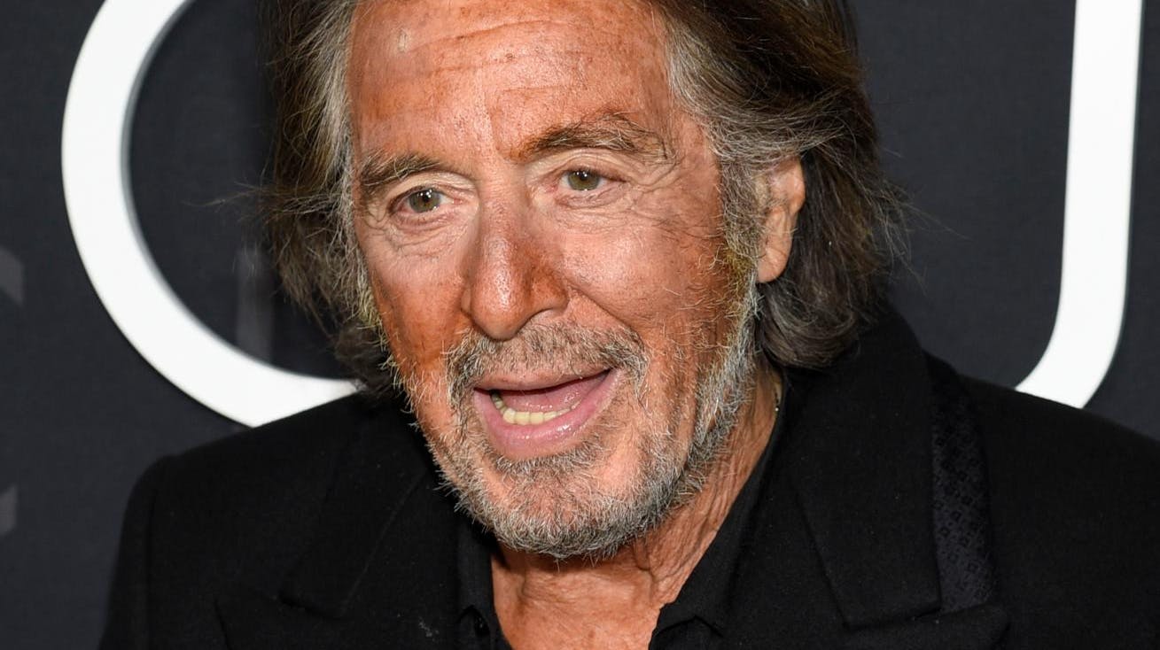 Nu 85-årige Al Pacino har stadig gang i filmkarrieren, og han blev utroligt nok far for fjerde gang i 2023.