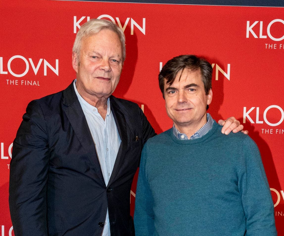Jakob Ørskov Reese - her med Jarl Friis Mikkelsen ved en Klovn-premiere - har scoret kassen.