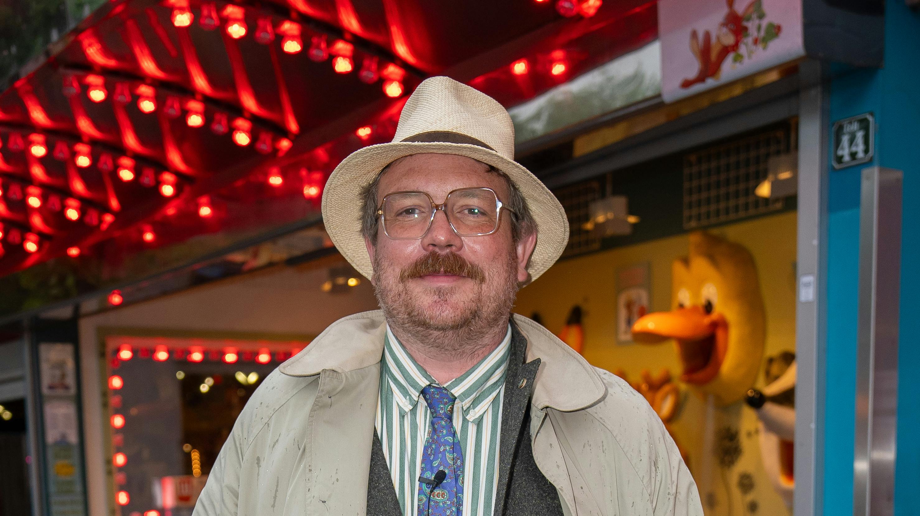 Satiriker og skuespiller Frederik Cilius kan nu kalde sig selv for far til tre. 