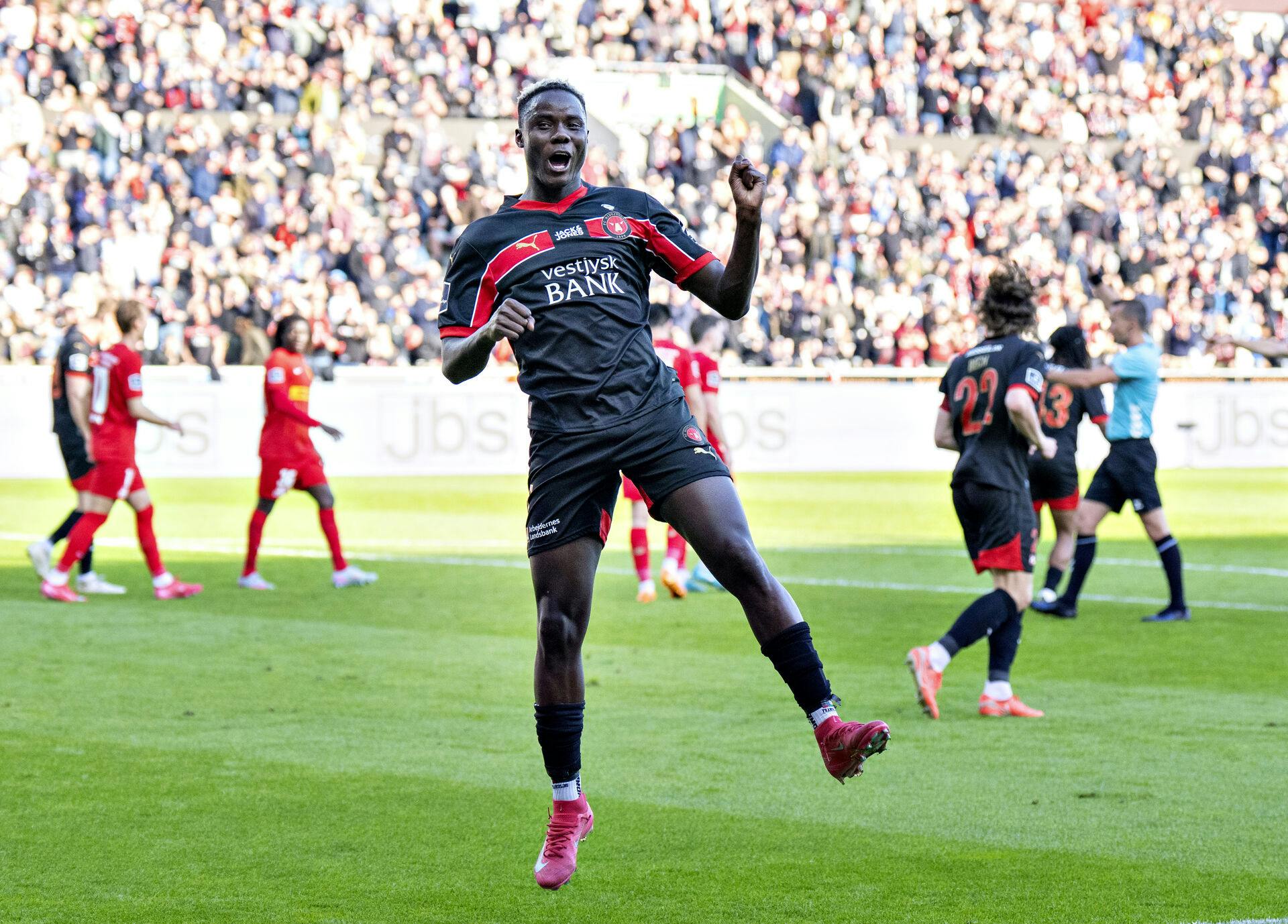 FC Midtjyllands Dju Franculino efter scoringen til 3-0 der måtte igennem VAR tilsyn i superligakampen mellem FC Midtjylland og FC Nordsjælland på MCH Arena i Herning.