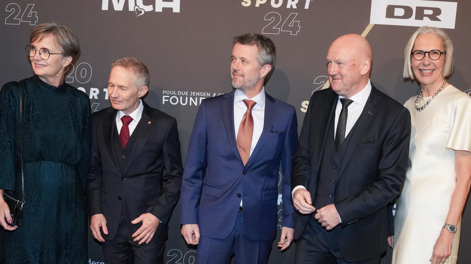 Snart bliver det Bjarne Corydon og ikke Maria Rørbye Rønn (t.h.), der skal tage imod de kongelige og andre kendte. Og han kan takke hende for at have sikret, at topjobbet er virkeligt godt betalt.