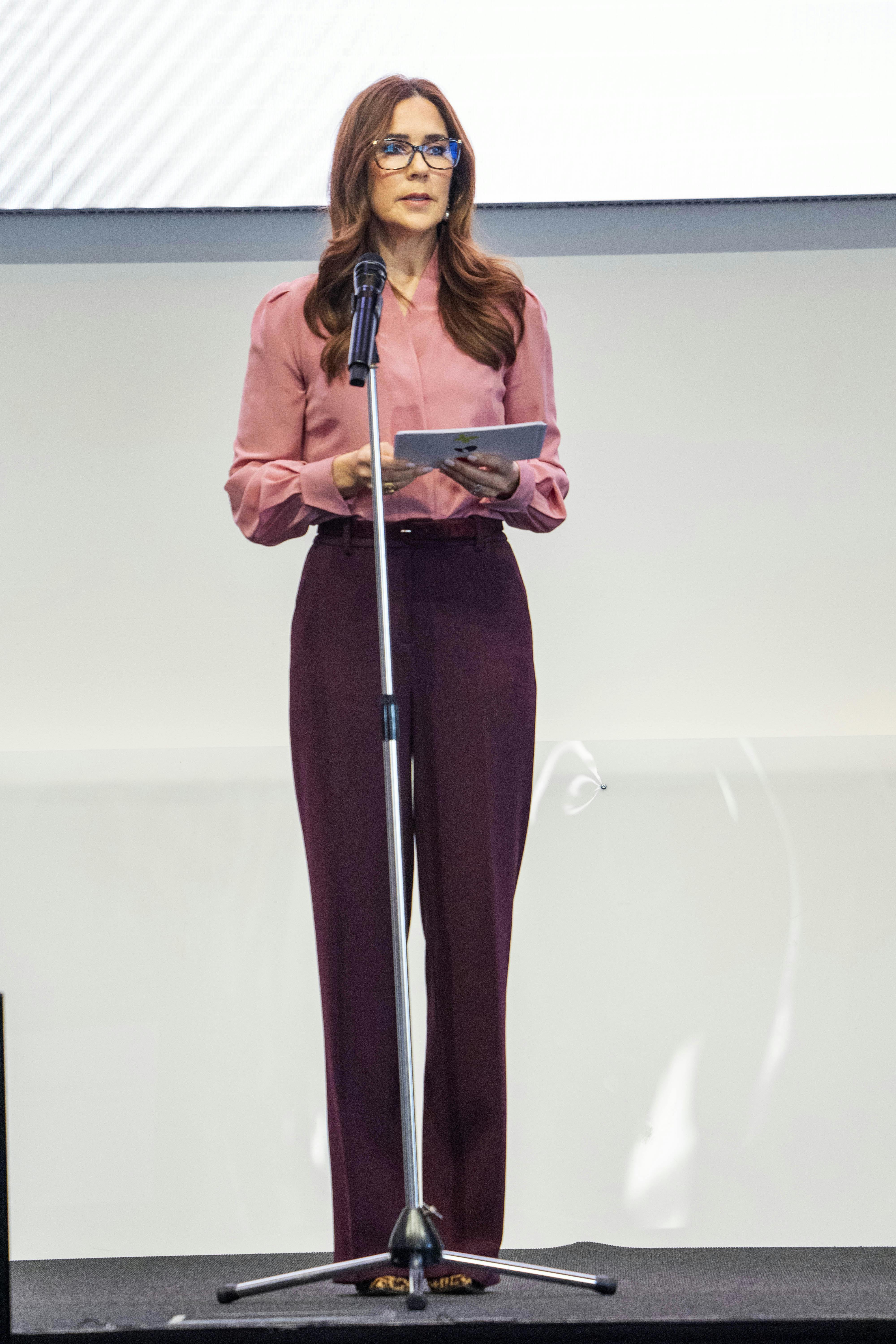 Stilfuld og elegant ser hun dog ud, medgiver mediet.