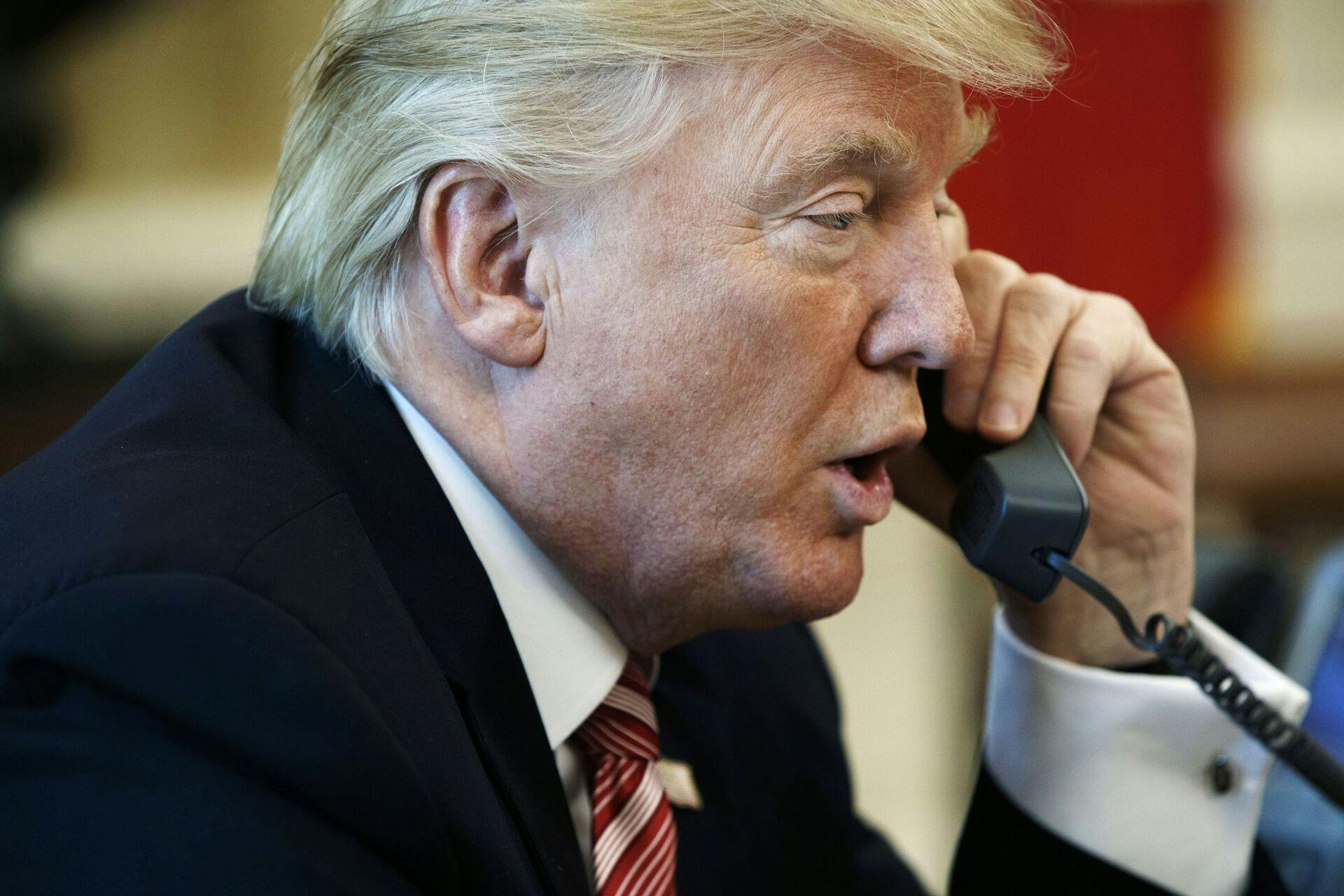 The Atlantic ringede direkte til Donald Trump, der overraskede ved at tage den og give et interview.