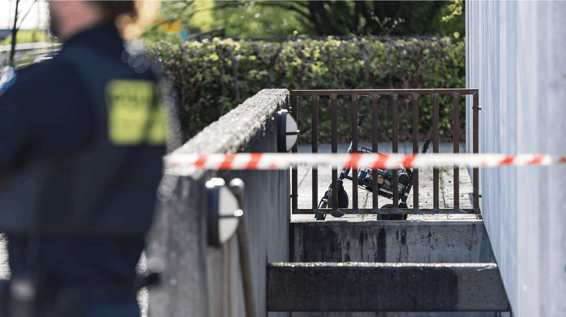 Politiet er til stede i Eremitageparken i Hjortekær i Kongens Lyngby.