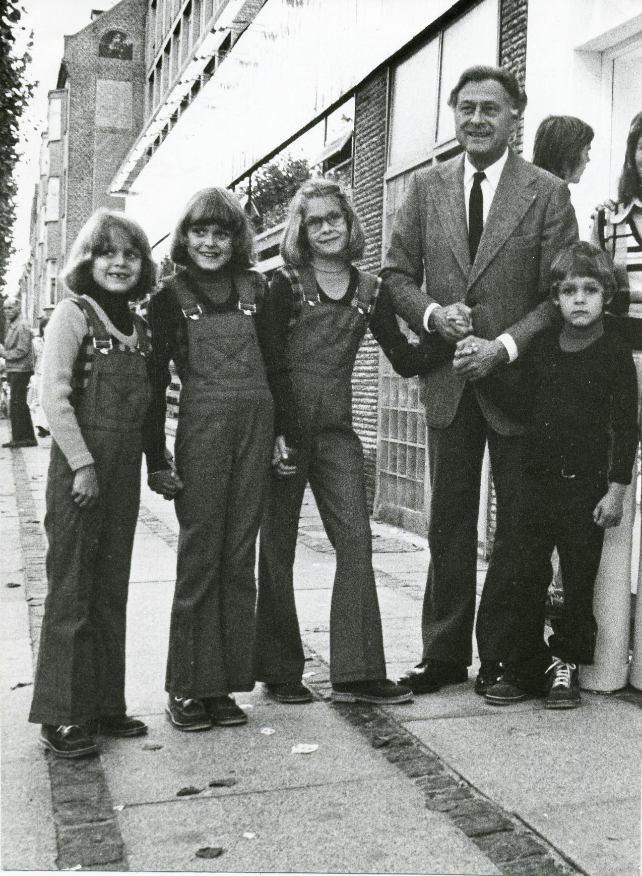 Se og Hør classic 1973Poul Reichhardt - børn  Frederikke - Henriette - Caroline - Peter