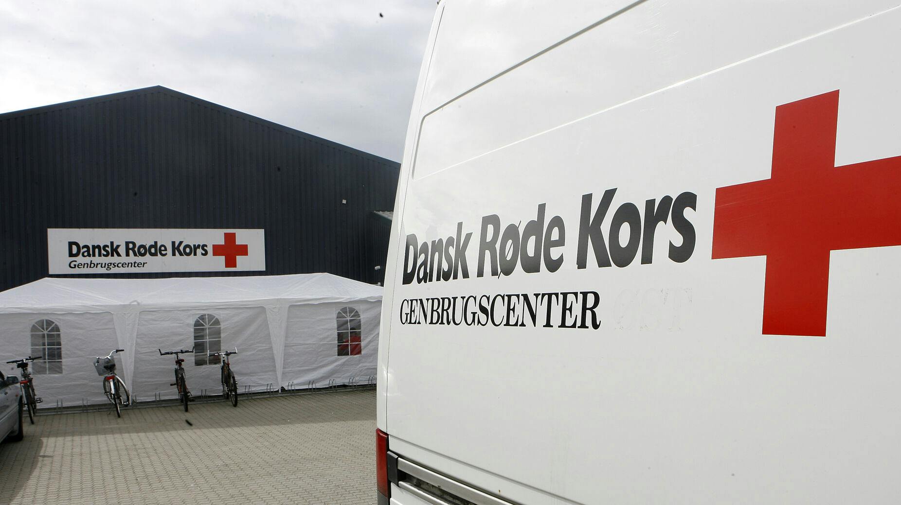 Røde Kors har mistet penge i millionklasse efter svindelnummer.