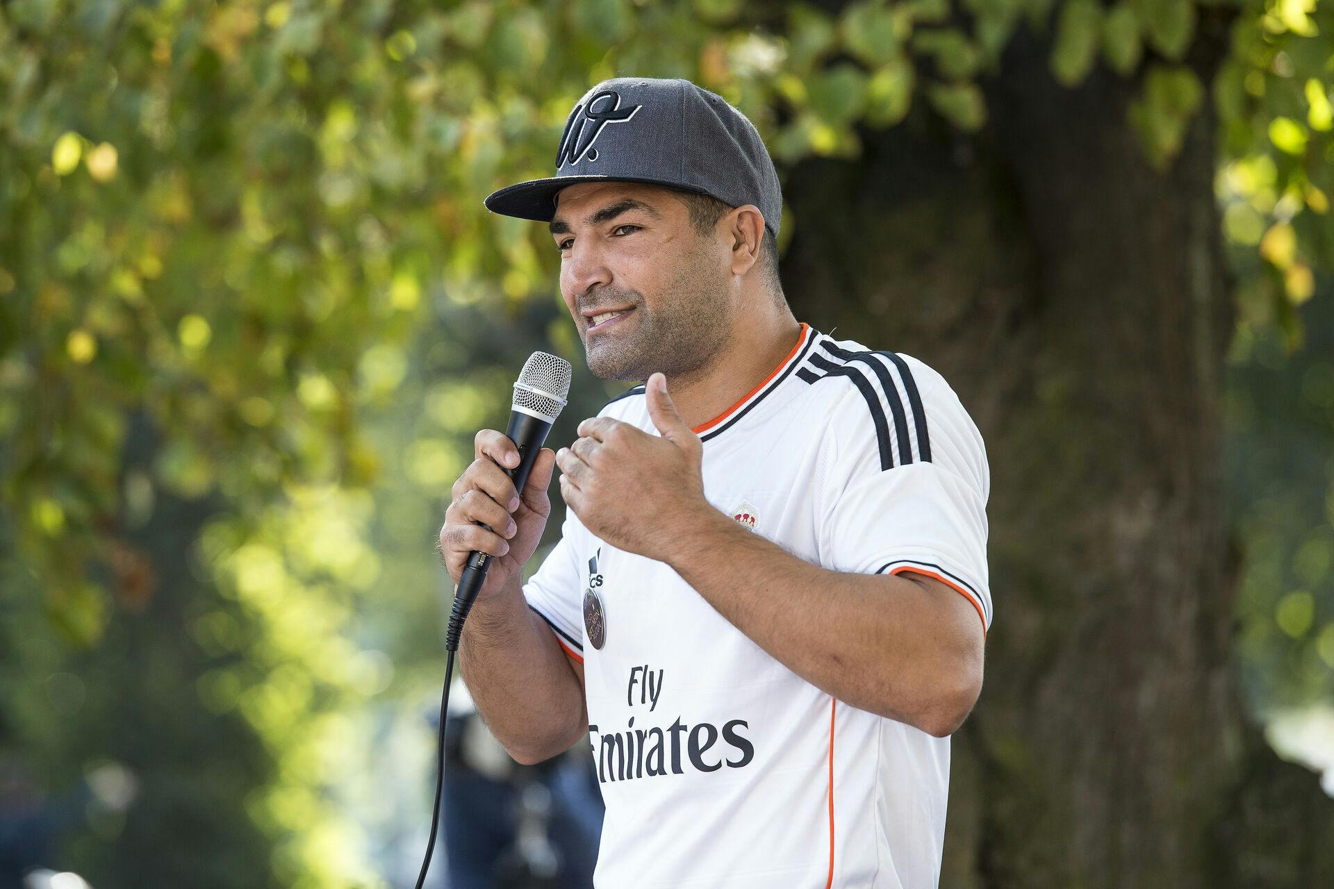 Reda Zamzam nåede at bokse 30 professionelle kampe, hvor han vandt 27 og tabte 3 - han stoppede sin aktive karriere i 2013 efter et tko-nederlag.