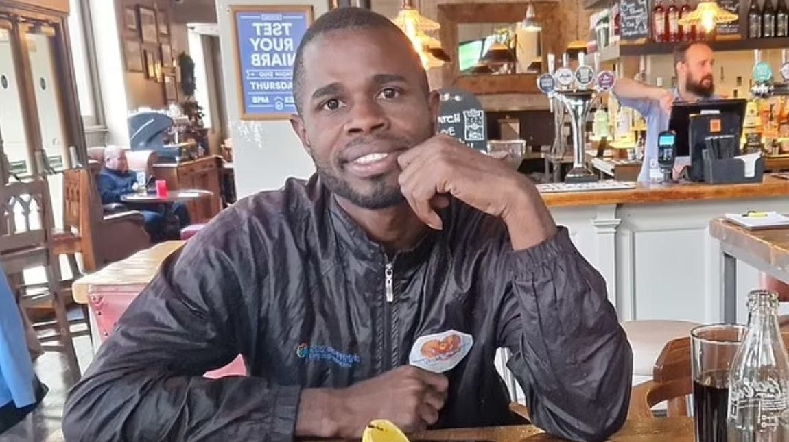 35-årige Mosquera nægter sig skyldig i drabene på de to mænd. Men et af drabene skete, mens han havde sex med offeret, som blev filmet.