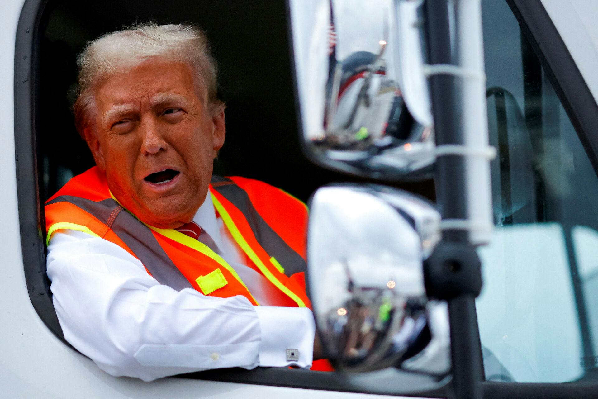 Er Donald Trump i gang med at køre USA direkte i afgrunden? Eller bakker han? I dag tyder det mest på det sidste.