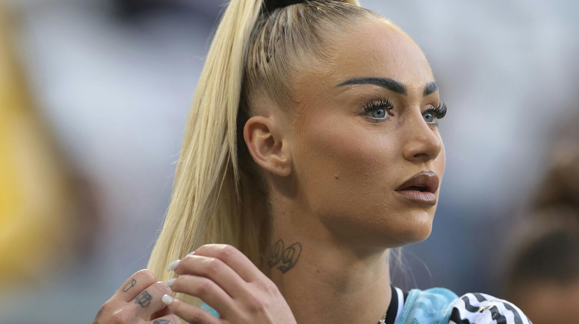 Alisha Lehmann har ikke været for heldig.