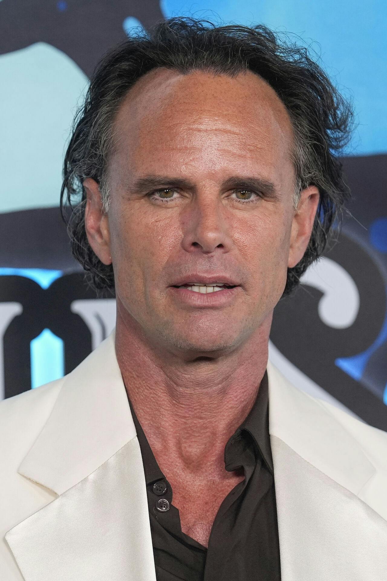 Walton Goggins fik nok under et interview.