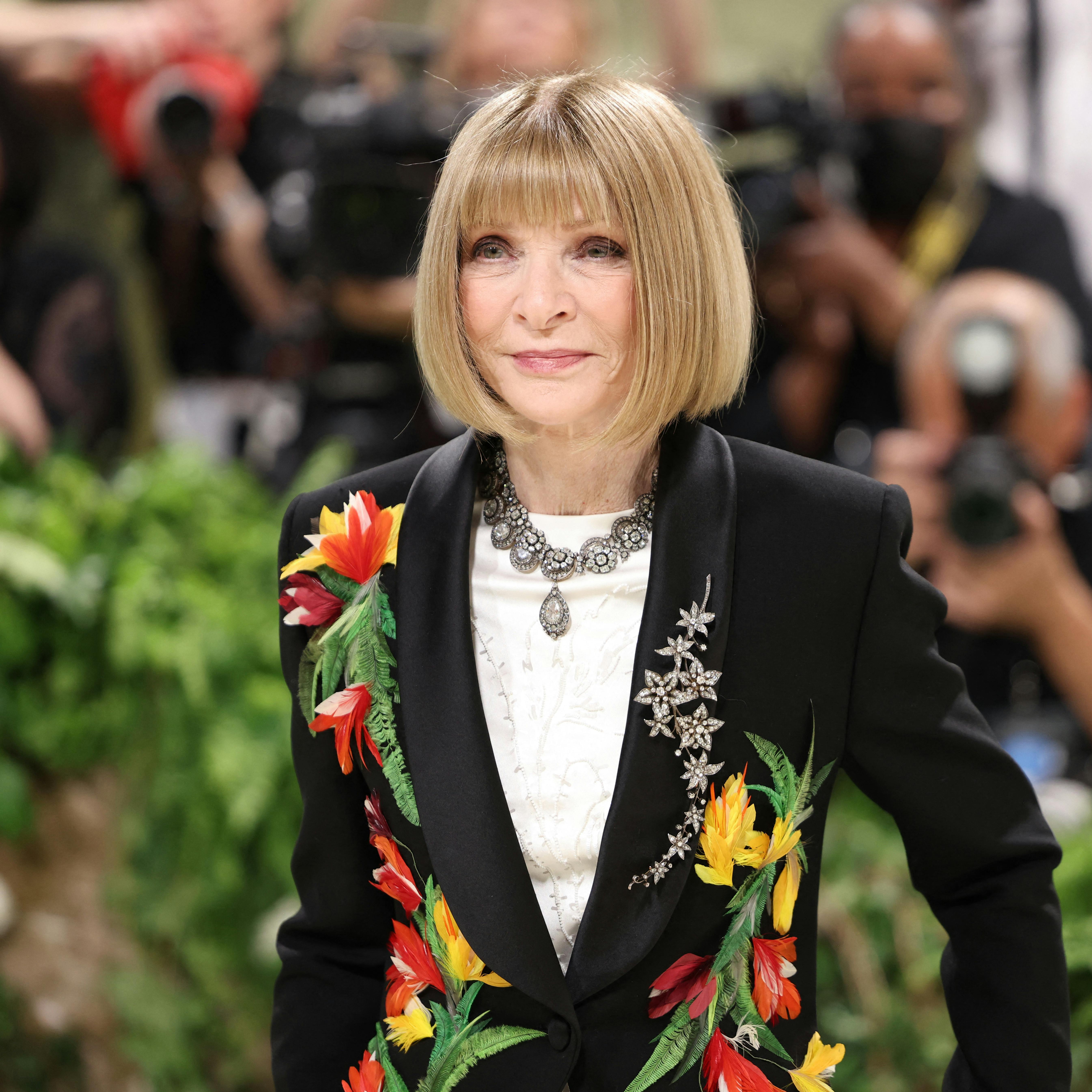 Anna Wintour poses at the Met Gala, an annual fundraising gala held for the benefit of the Metropolitan Museum of Art's Costume Institute with this year's theme 'Sleeping Beauties: Reawakening Fashion' in New York City, New York, U.S., May 6, 2024. REUTERS/Andrew Kelly