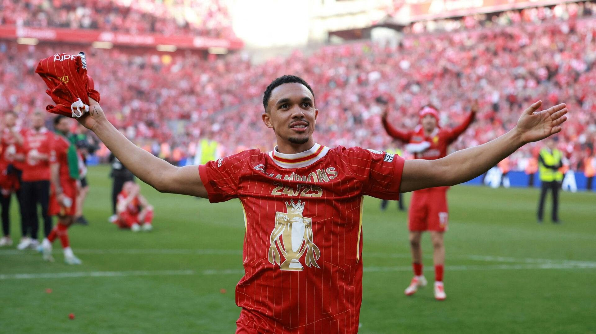 Han har vundet det meste man kan med Liverpool, men når sæsonen er, færdig er Trent Alexander-Arnold det samme i fodboldklubben.
