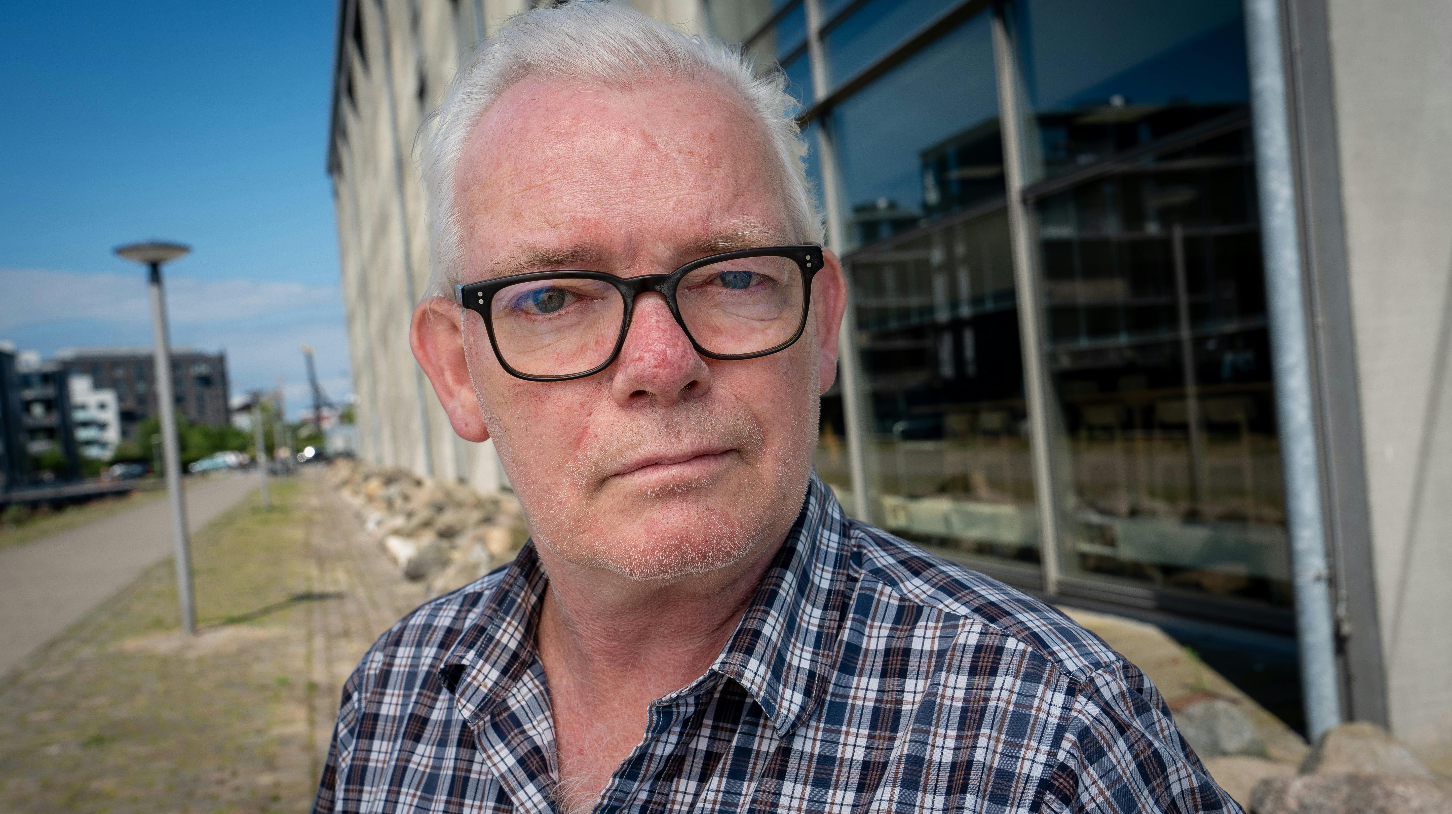 Søren Malling sætter nu ord på det udlæg, Skat har taget i hans bolig. 