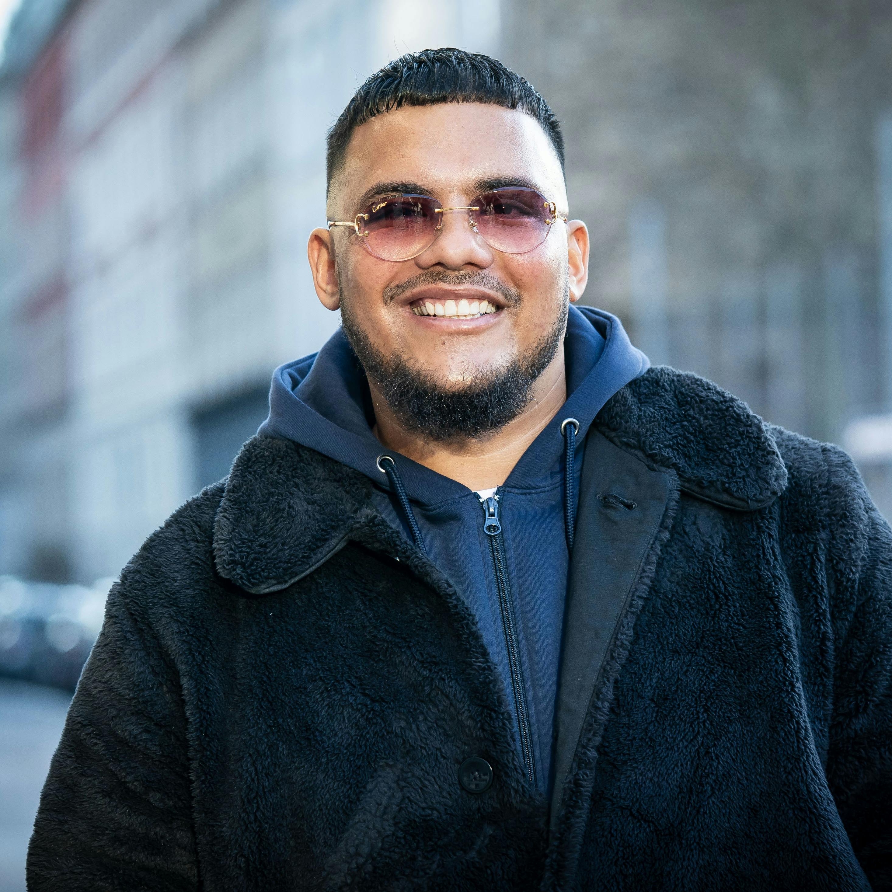 OPGAVE: Pressedag på programmet ”Over Atlanten” STED: Vester Vov vov, Absalonsgade 5JOURNALIST: Catja Klarskov og AviayaFOTOGRAF: Hanne JuulDATO: 20240125