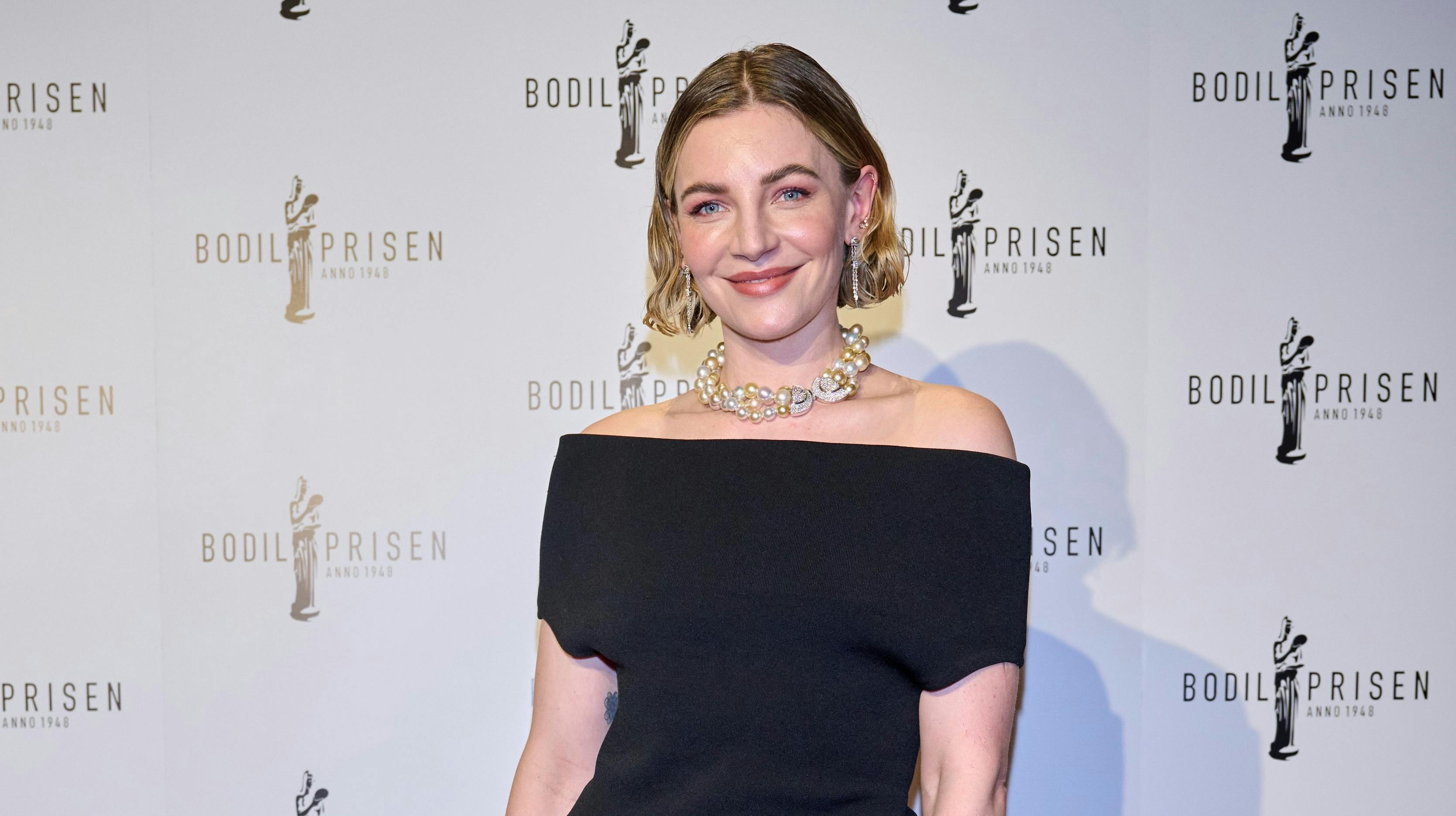 Molly Egelind beskriver sit møde med gemalen som kærlighed ved første blik.