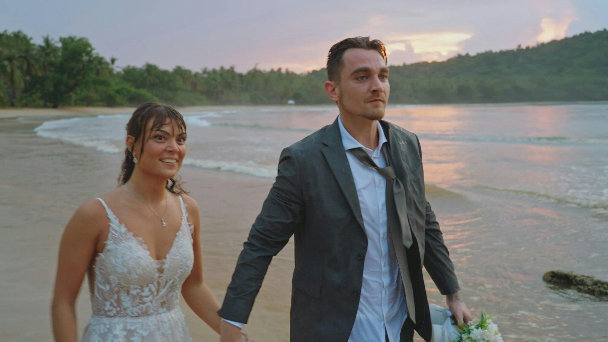 Michelle og Mark bliver viet og sendt ud på en øde ø i realityprogrammet "Stranded on Honeymoon Island - Danmark".