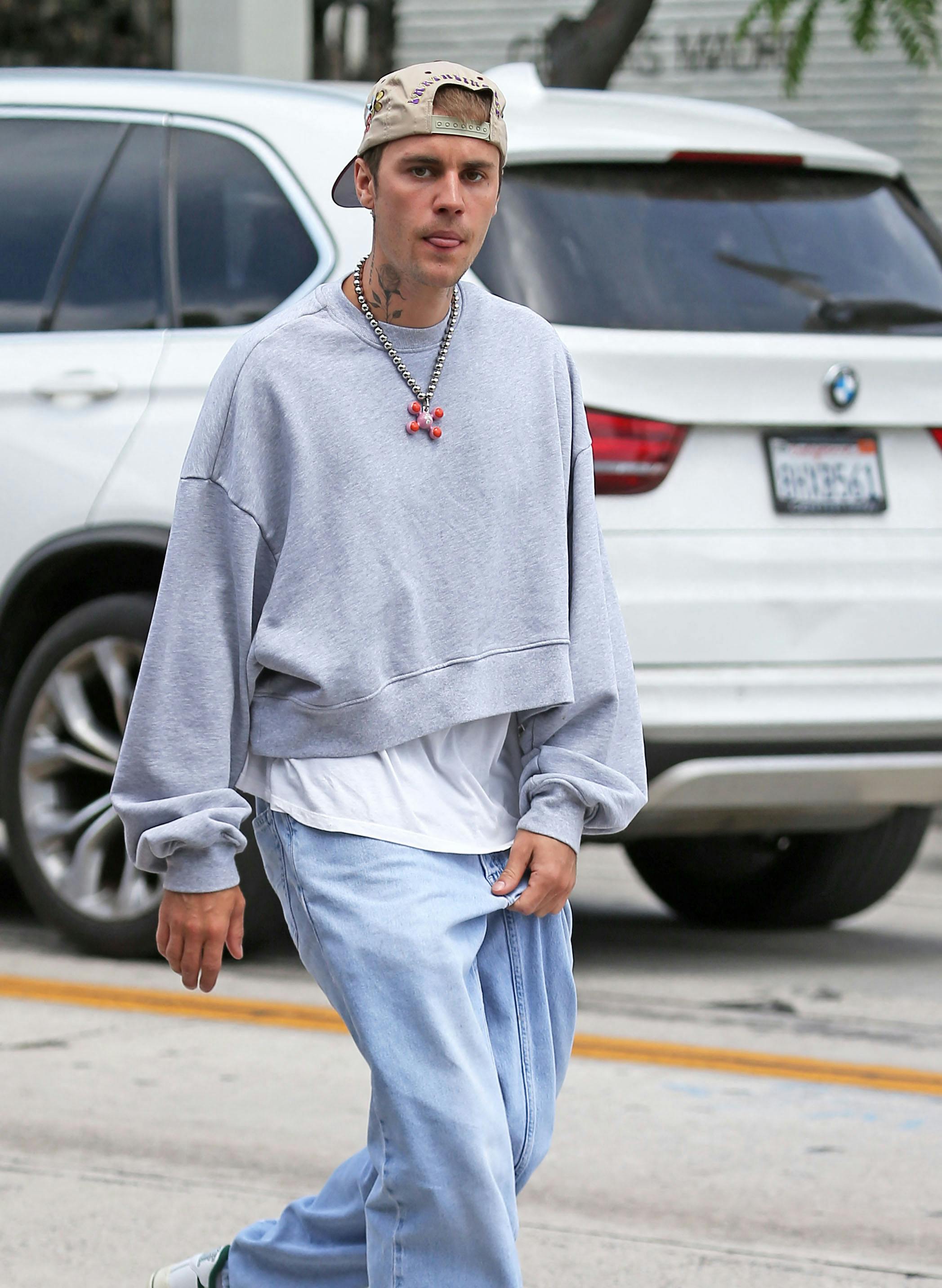 Justin Bieber har holdt en længere pause fra musikken, men teasede tidligere på året for, at der muligvis er noget nyt på vej snart.