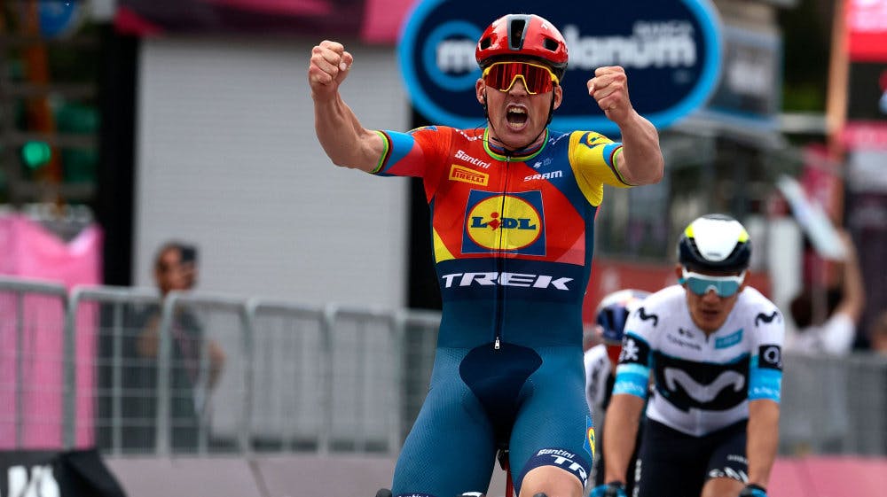 Mads Pedersen var igen hurtigste mand, da Giro-feltet skulle spurte om sejren på søndagens 3. etape.