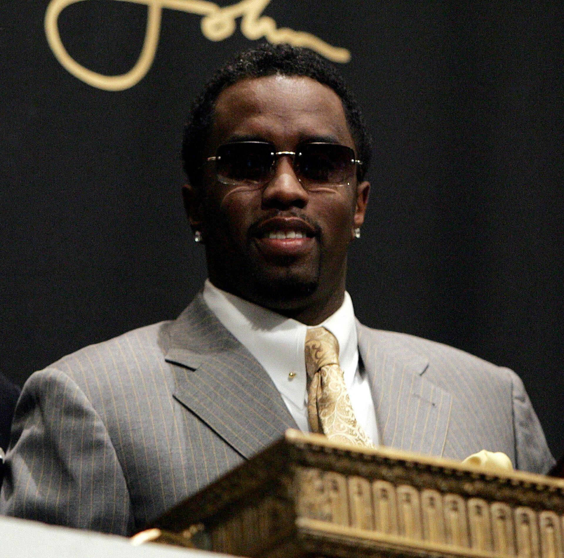 Retssagen mpd Sean "Diddy" Combs er mandag begyndt.