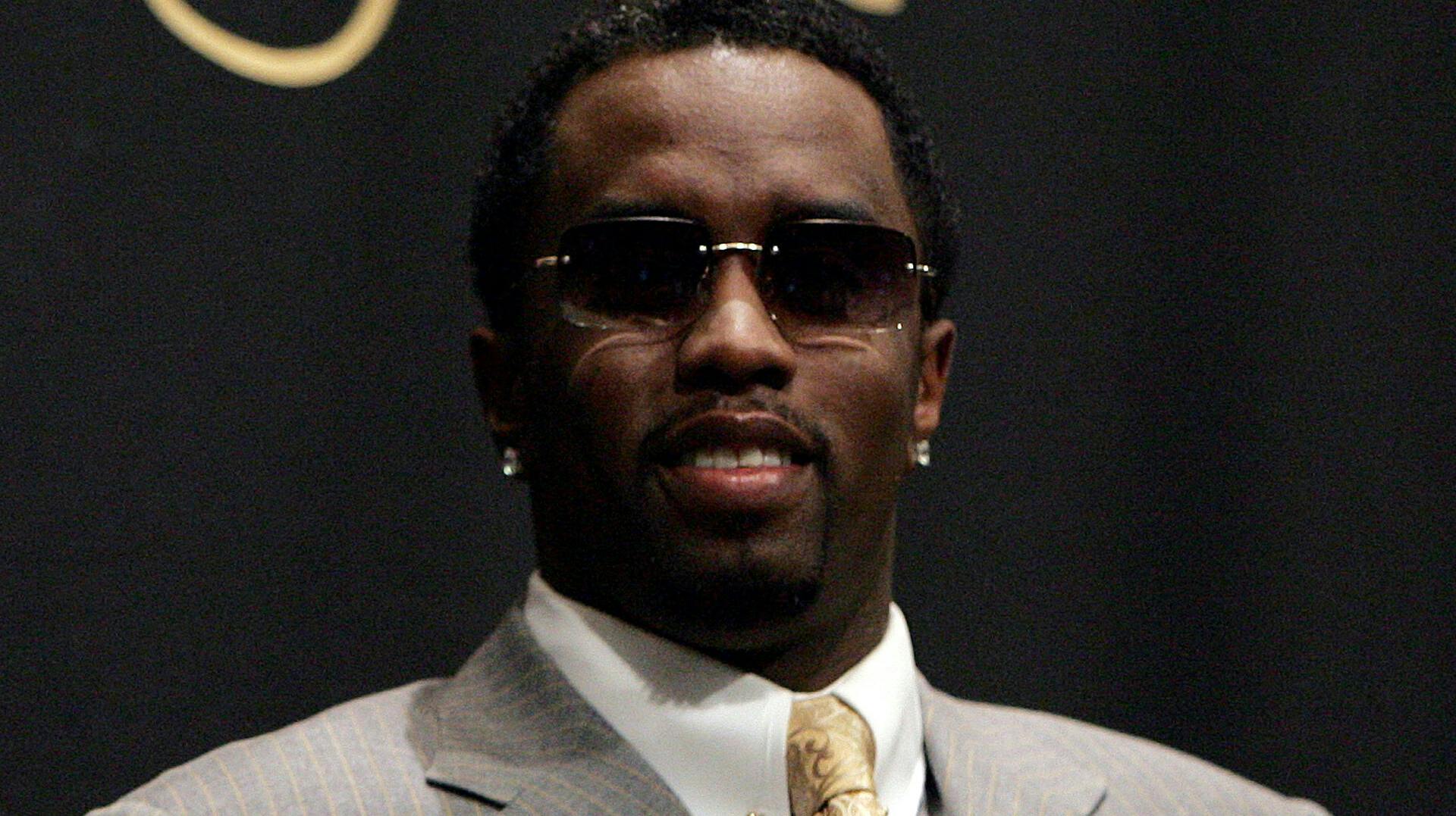 Retssagen mpd Sean "Diddy" Combs er mandag begyndt.