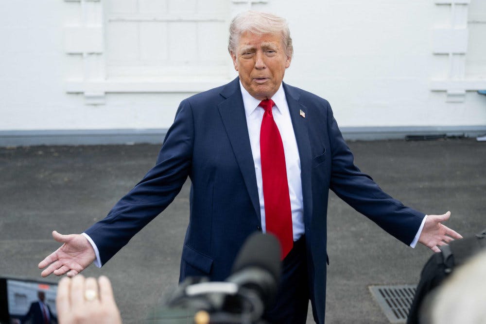 Donald Trump vil med nyt dekret forsøge at binde det beløb, som USA betaler for medicin, til lavere priser i udlandet.