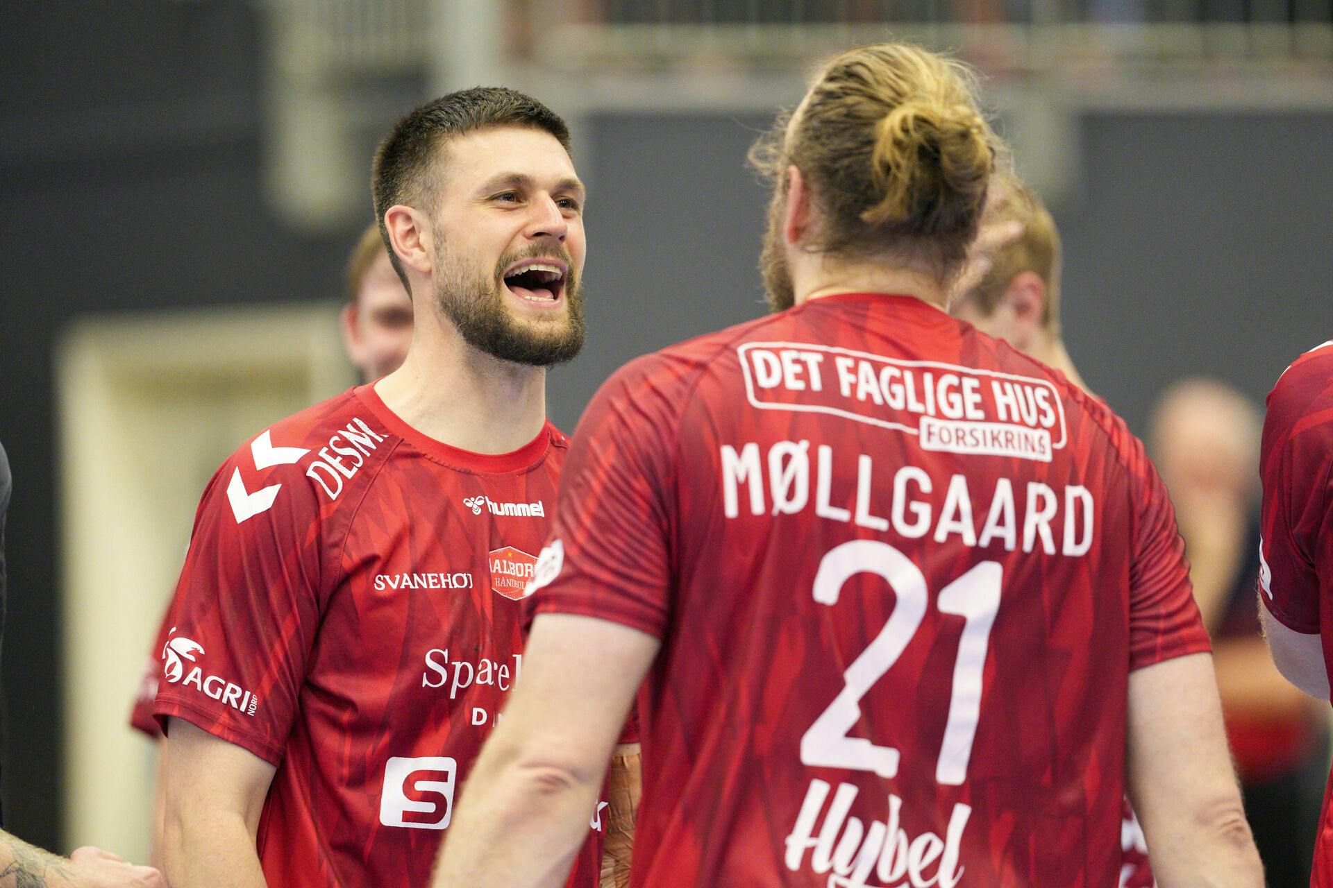 Martin Larsen stopper som håndboldspiller i Aalborg Håndbold til sommer. Han fortsætter dog i klubben som team manager.
