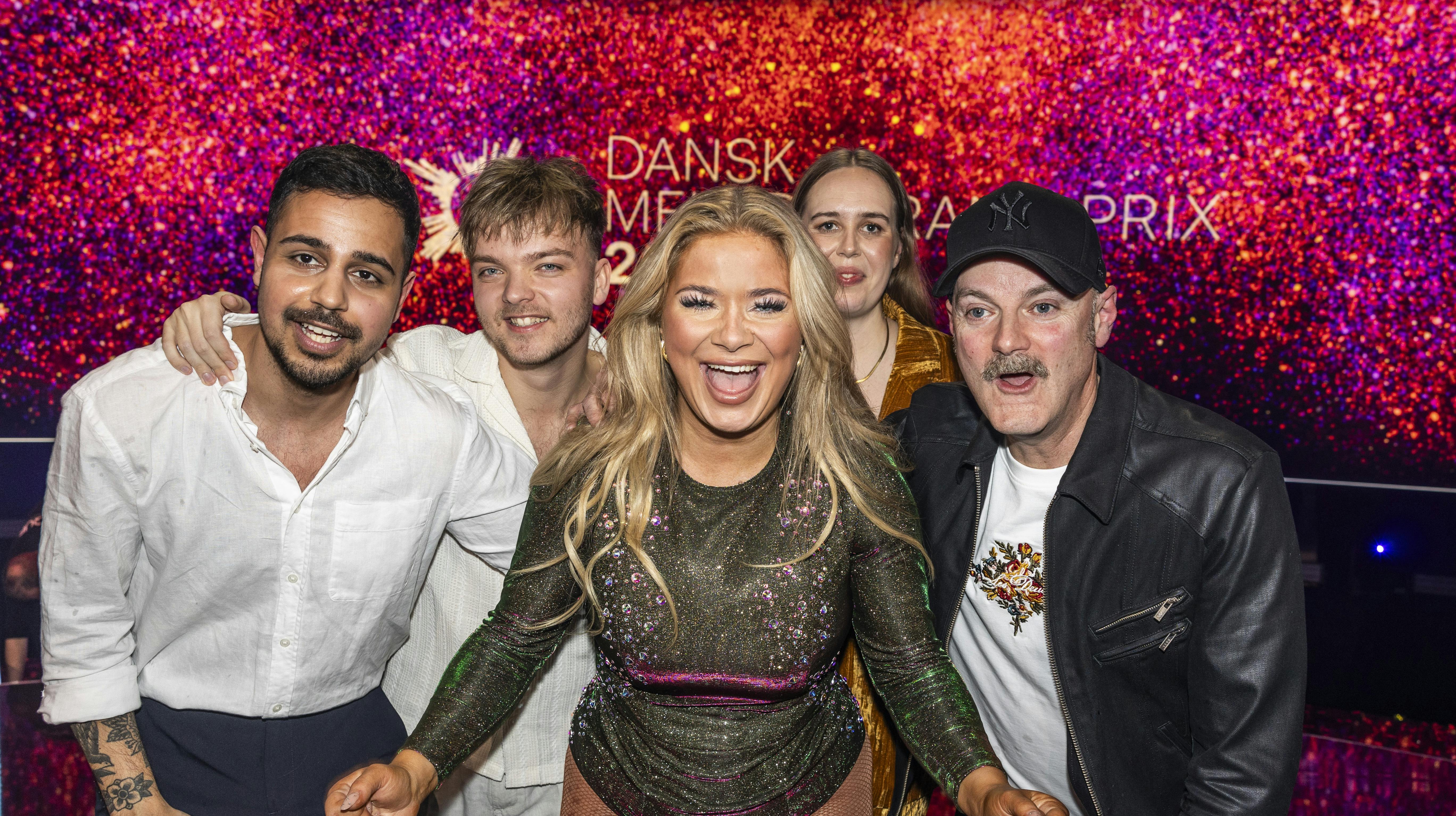 Sissal er klar til at give den hele armen i aften, men oddsne er i mod hende.