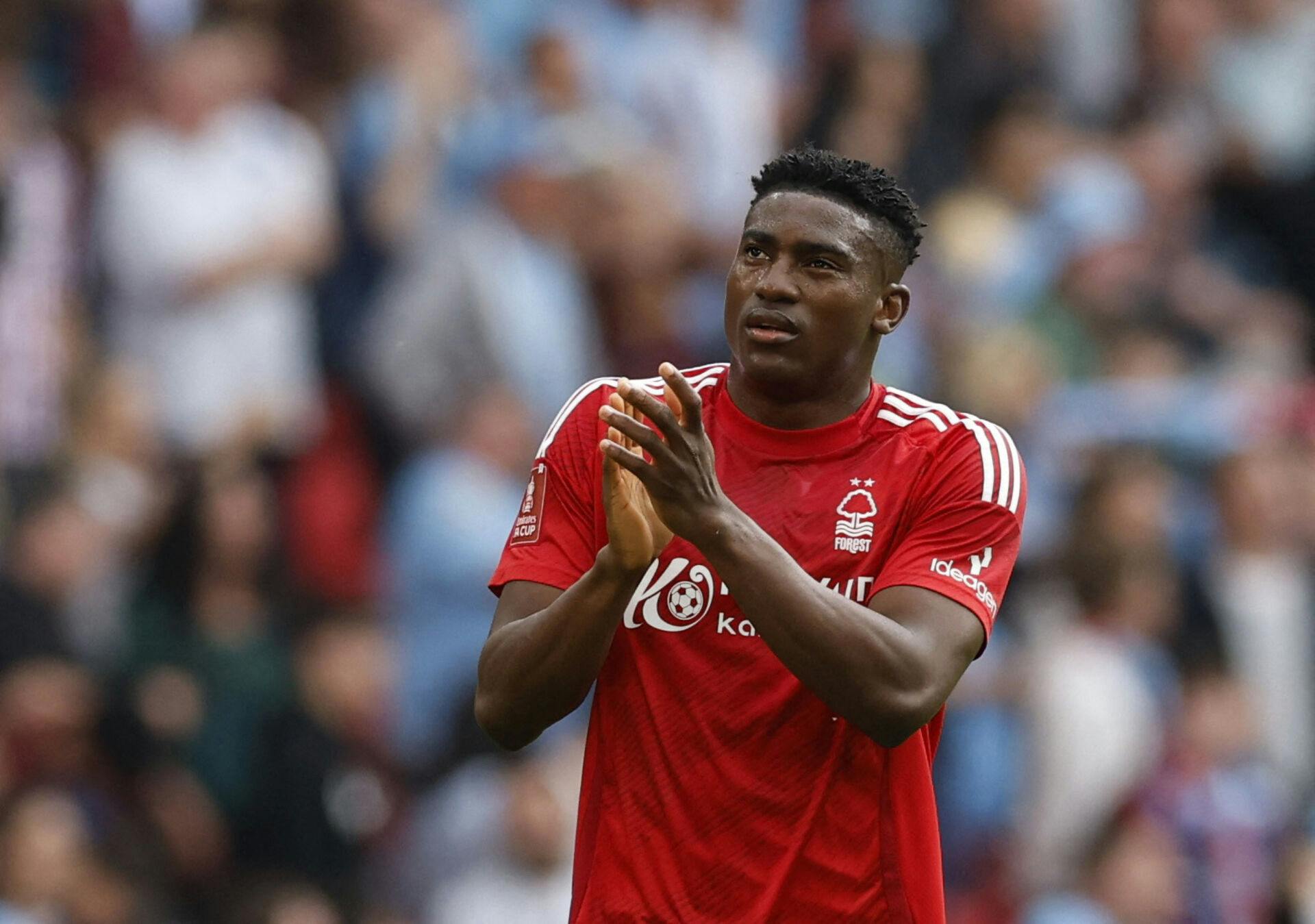 Soccer Football - FA Cup - Semi Final - Nottingham Forest v Manchester City - Wembley Stadium, London, Britain - April 27, 2025 Nottingham Forest's Taiwo Awoniyi applauds fans after the match Action Images via Reuters/Jason Cairnduff