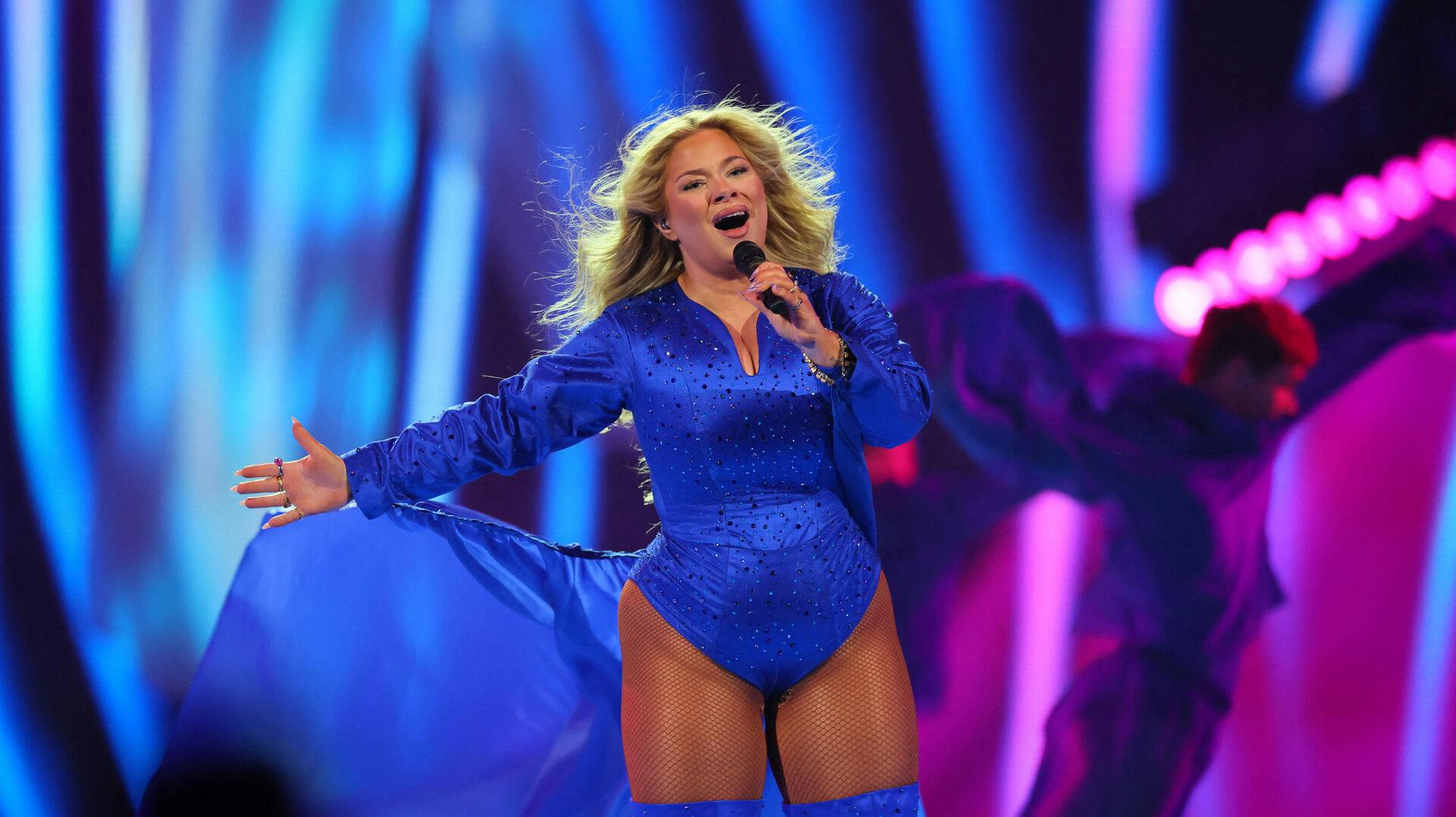 Sissal får ikke mange pæne ord med på vejen.