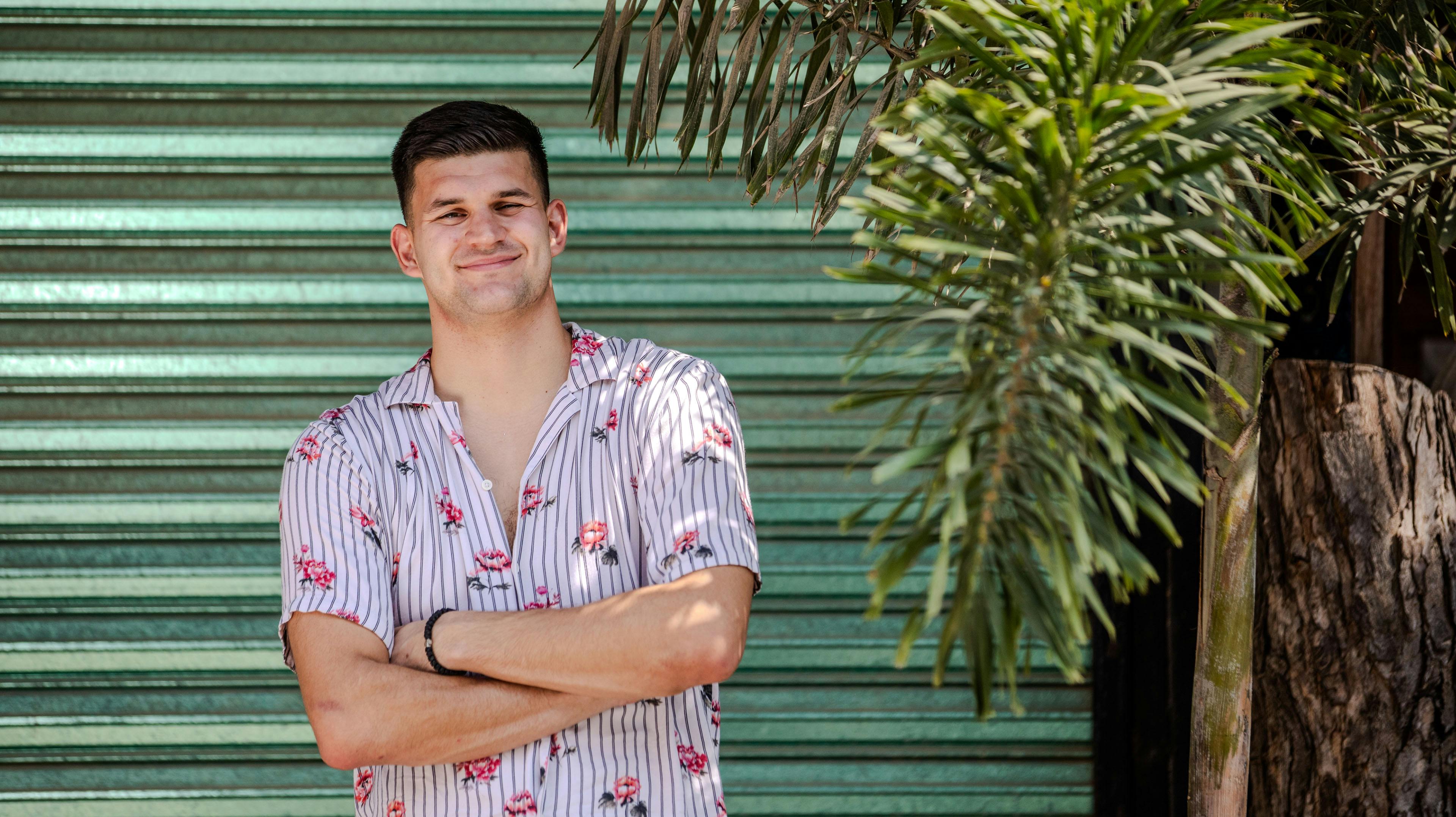 Dimitrje blev valgt fra af sin far som helt lille, nu har han tilgivet ham.