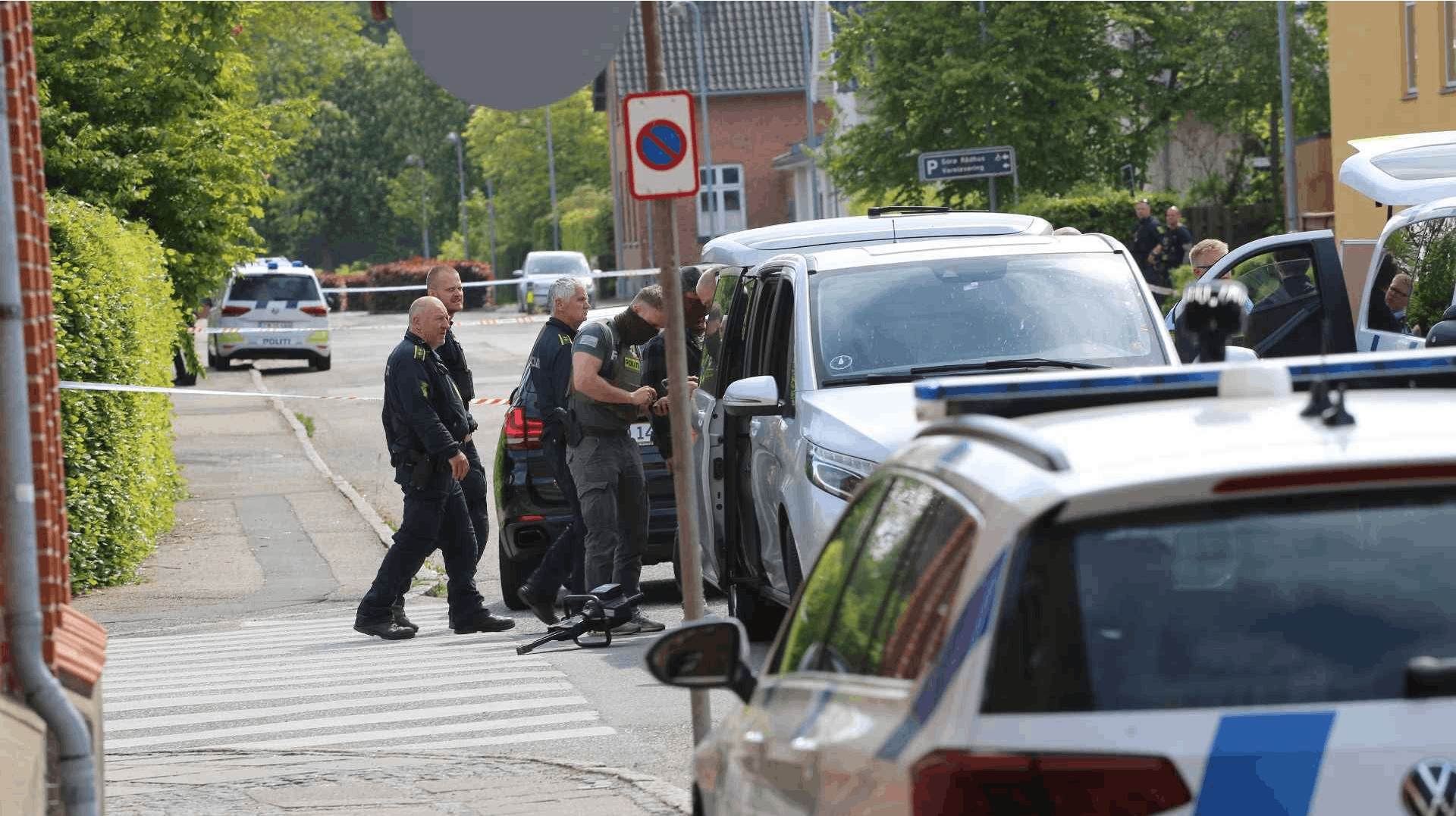 En patrulje var angiveligt tæt på, da en gerningsmand onsdag angreb Sorø rådhus med en molotovcocktail.