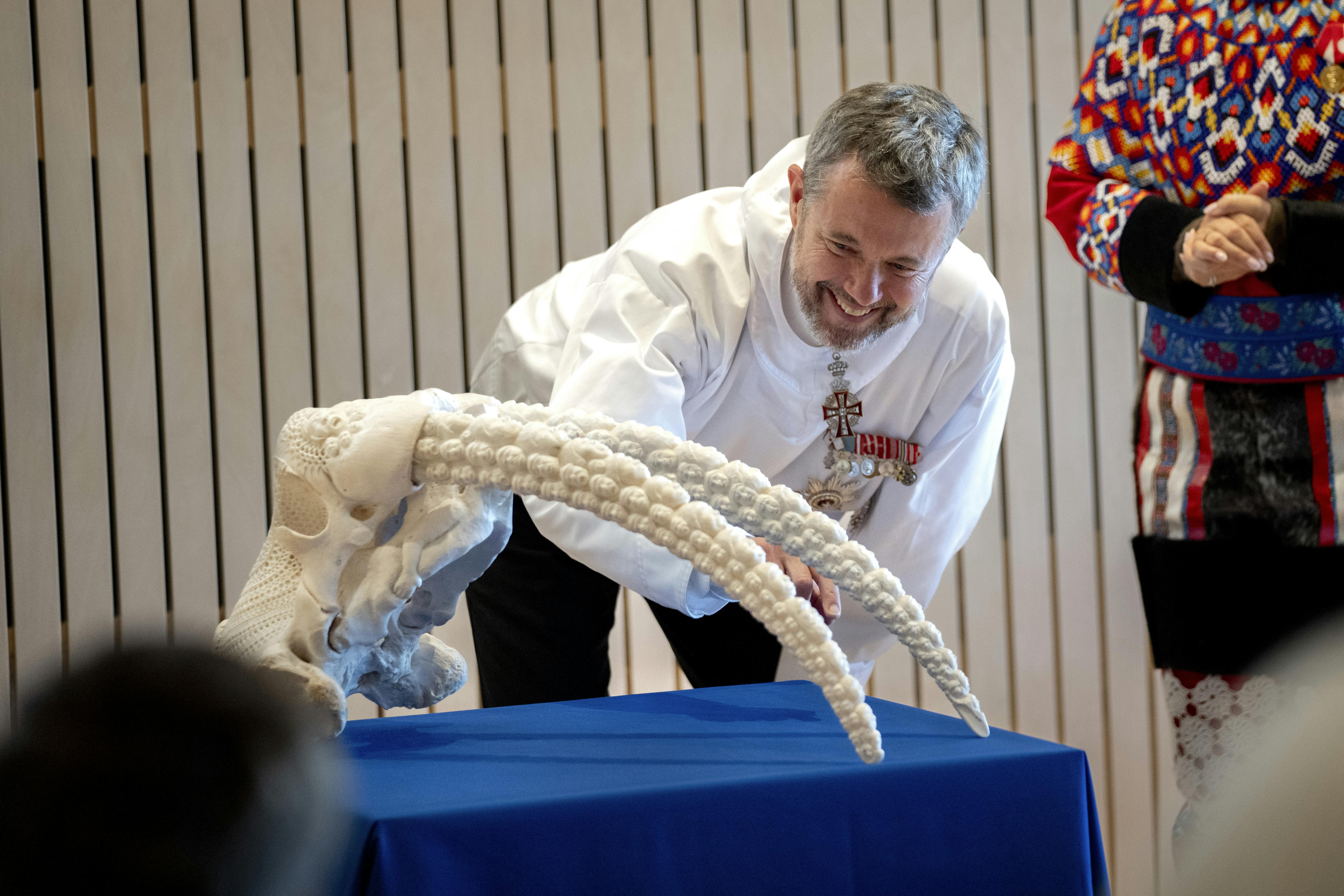 Kong Frederik med hvalroskranuim