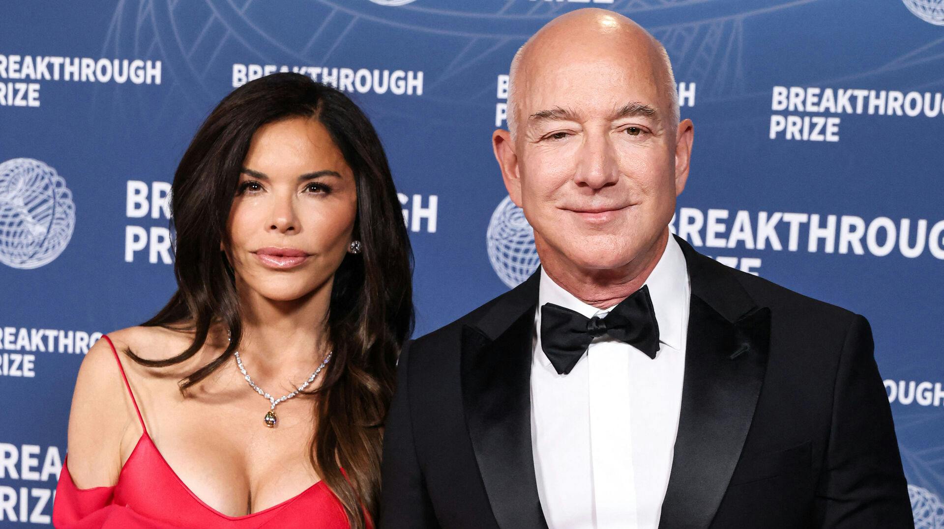 Lauren Sanchez og Jeff Bezos er blevet ofre for bedrageri. To personer udgav sig nemlig for at være dem. Og de ligner!