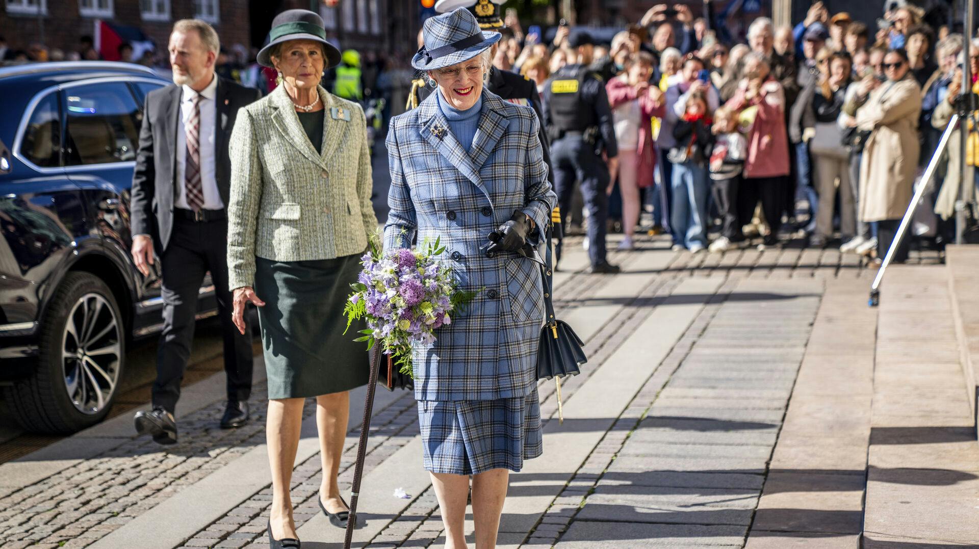 Dronning Margrethe slipper for at drage mod Kalvebod brygge 22. maj, når hun modtager Bibelselskabets Pris 2025. Arrangementet er rykket til Fredensborg Slot. 